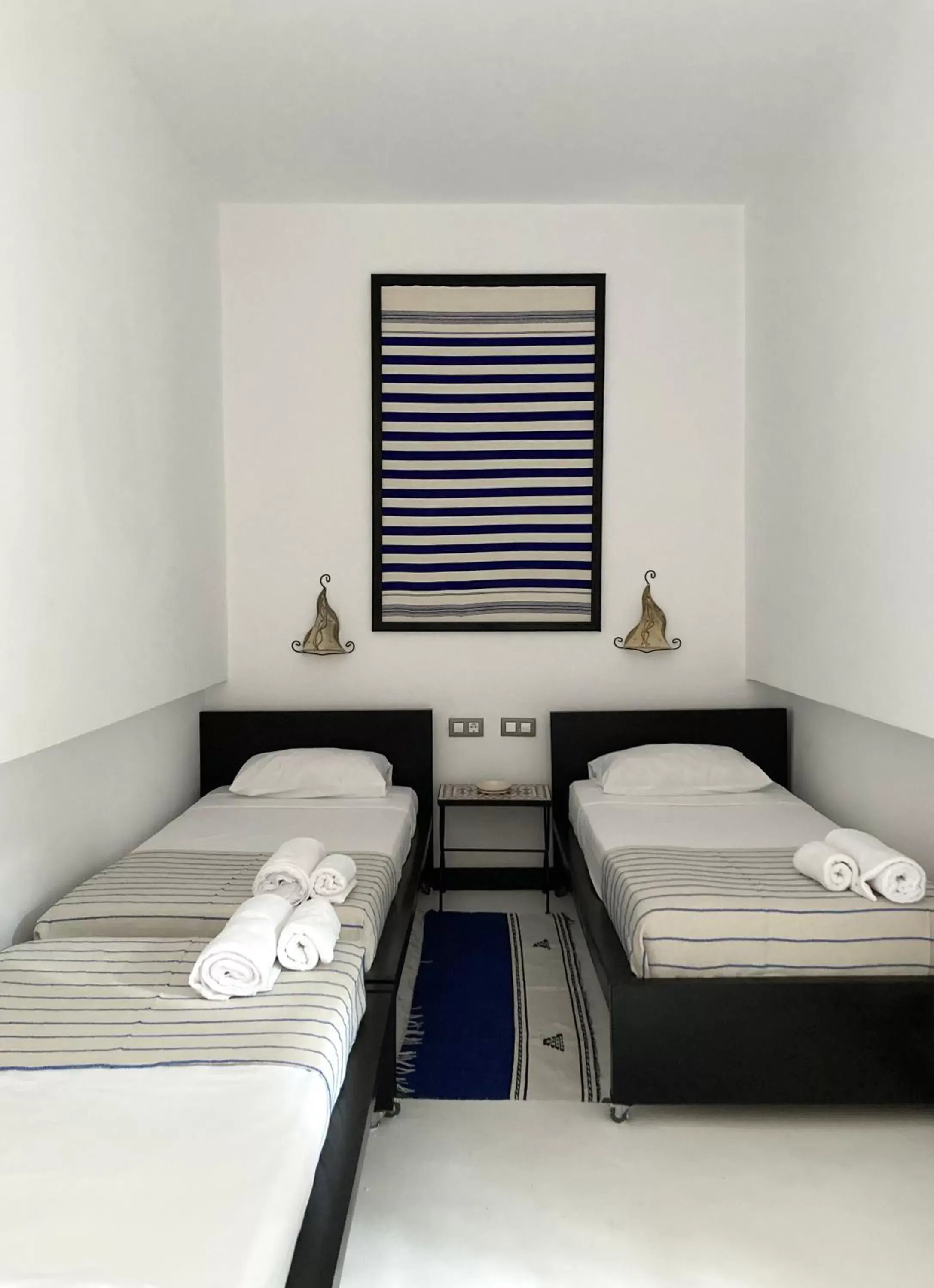 Comfort Triple Room in Dar Hannan Comfort Triple Room in Dar Hannan