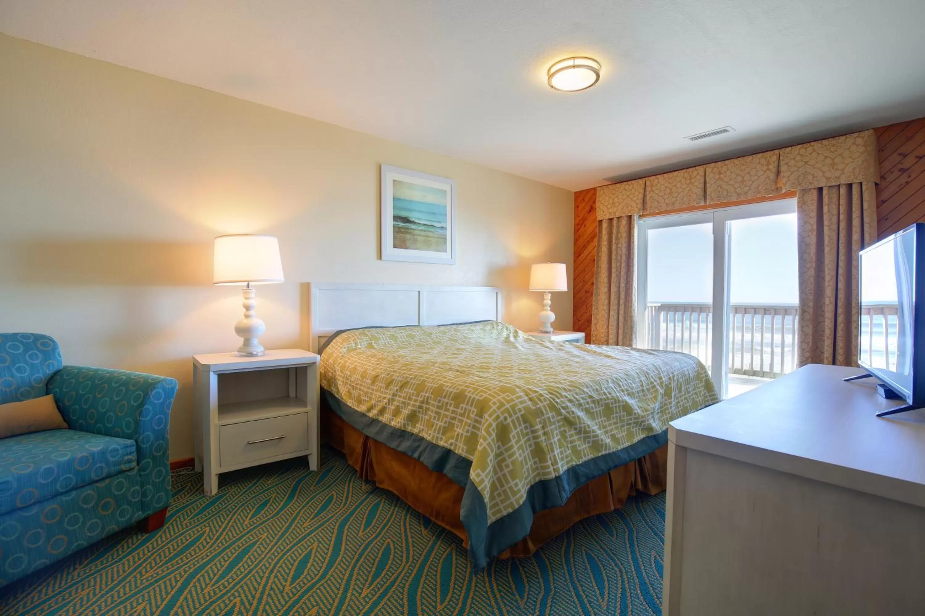 Bedroom, Bed in Ocean Pines Resort