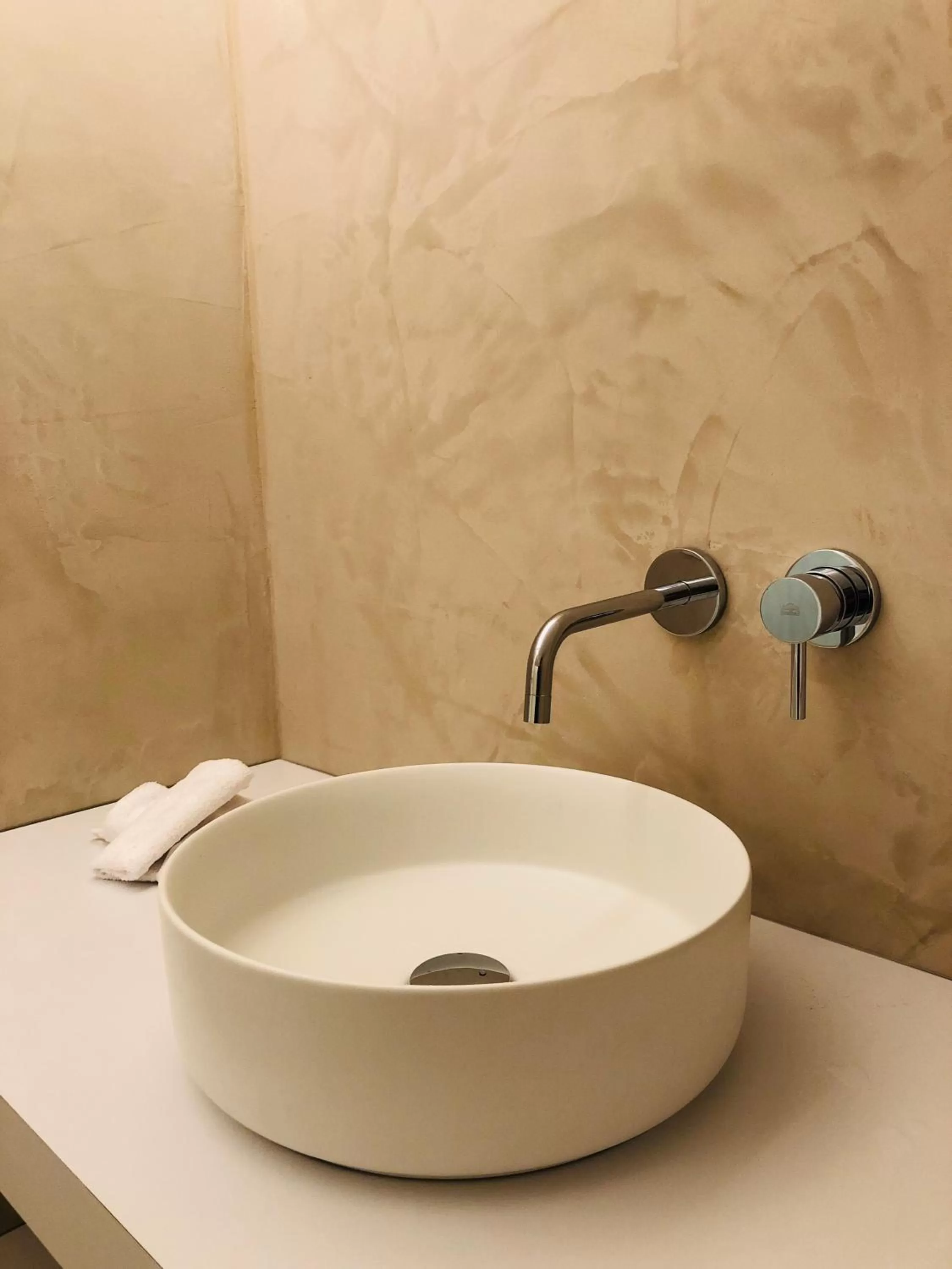 Bathroom in Suites Le Porte-Bonheur