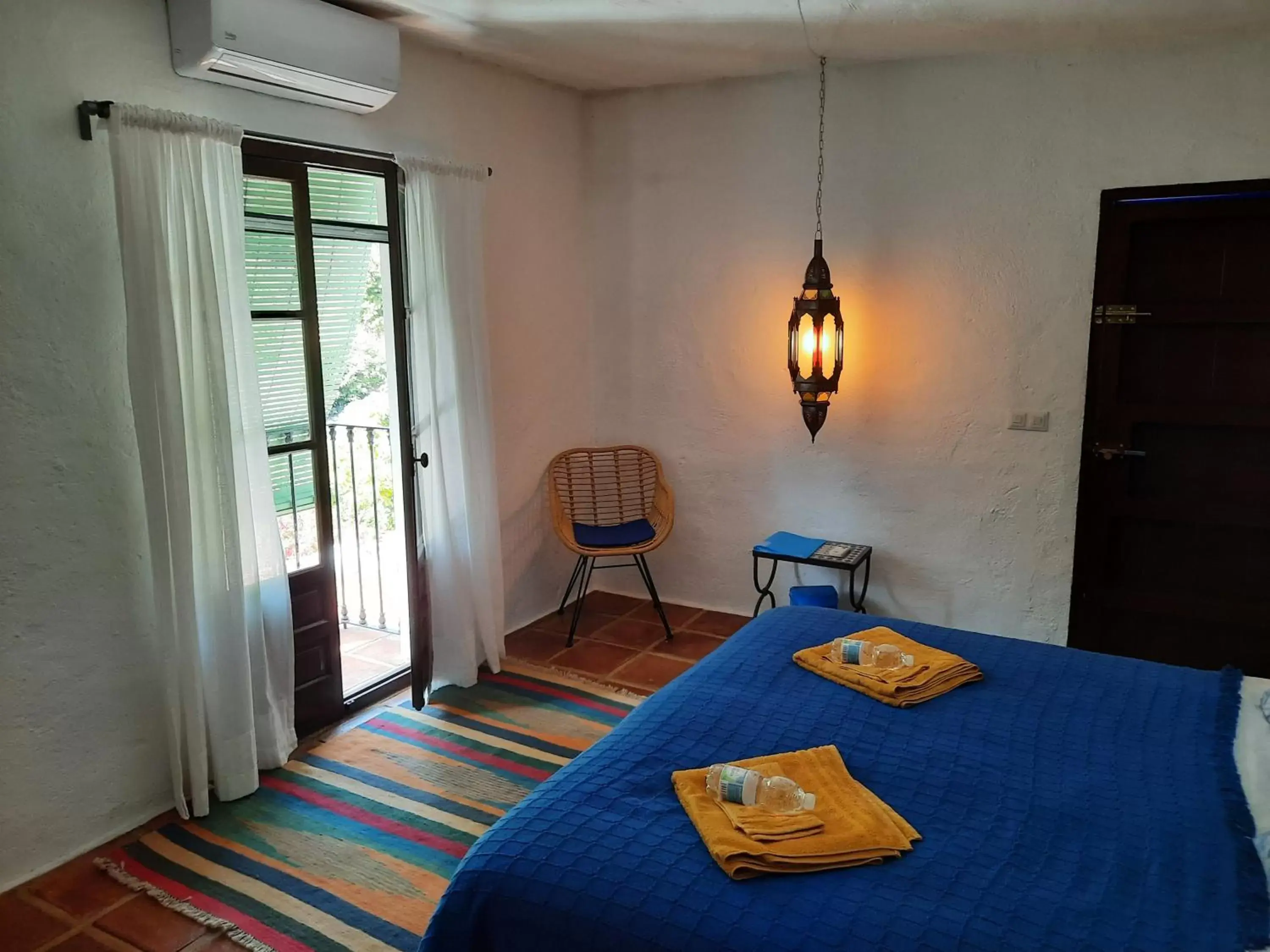 Double Room with Mountain View in B&B rural El Oasis Double Room with Mountain View in B&B rural El Oasis