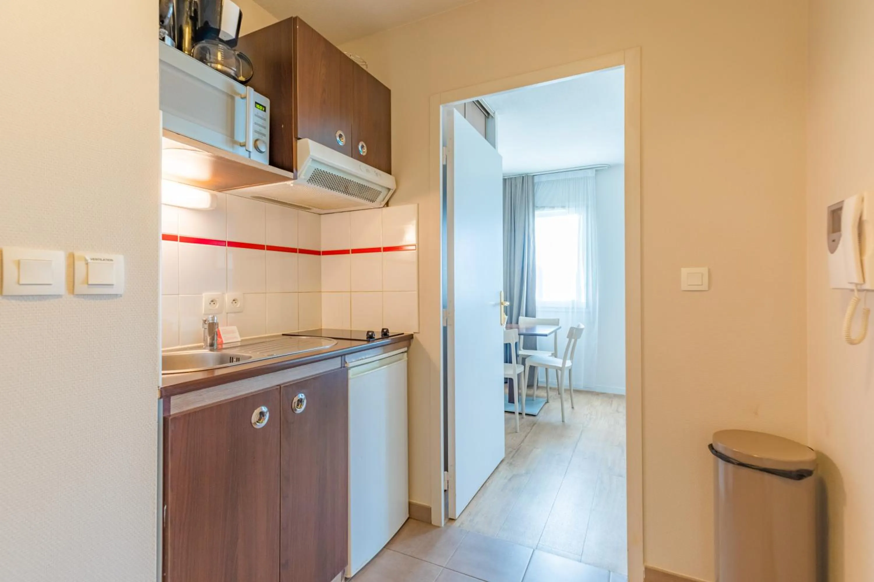 Coffee/tea facilities in Appart'City Classic La Roche sur Yon Centre