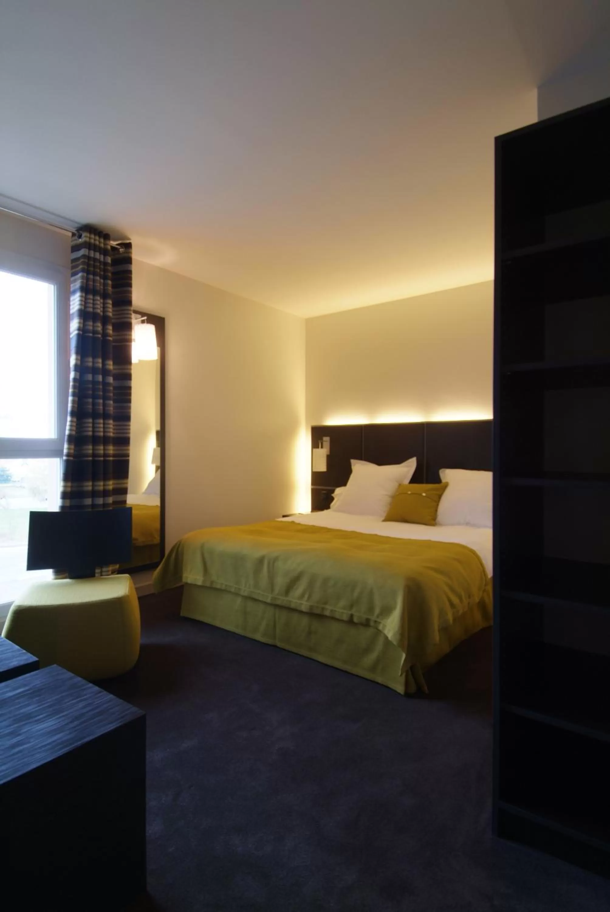 Bed in The Originals Boutique, Hôtel Marytel, Montbrison