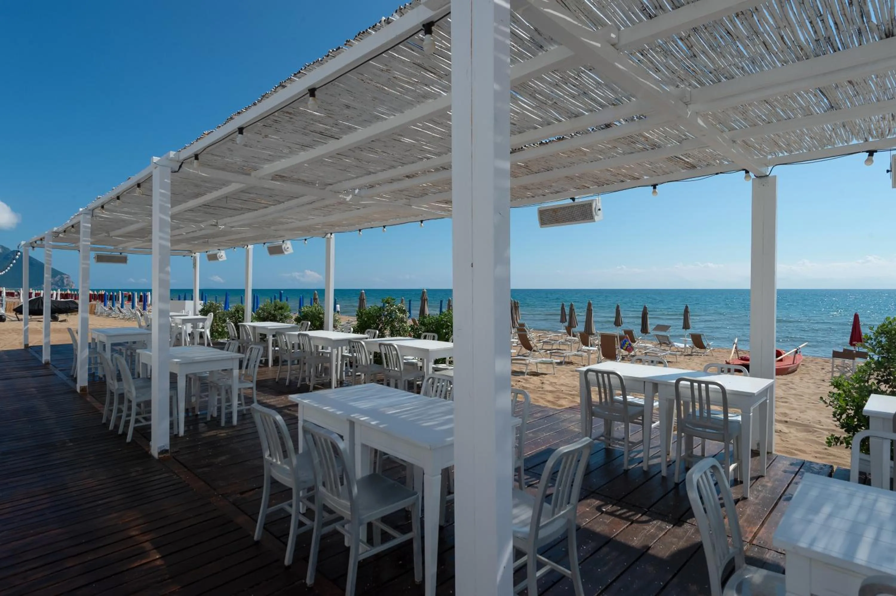 Restaurant/places to eat in Hotel Oasi Di Kufra