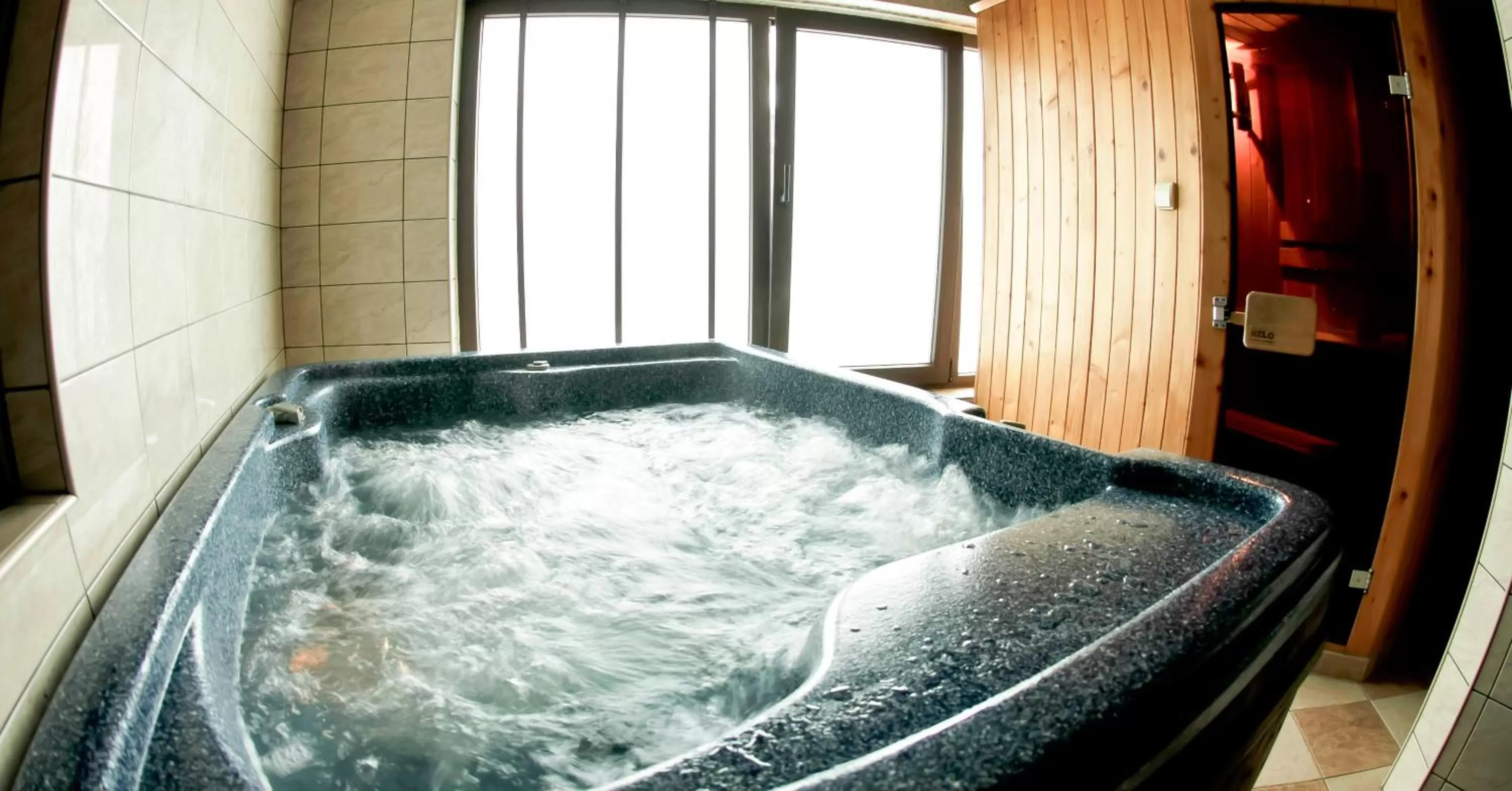 Spa and wellness centre/facilities in Edi Hotel