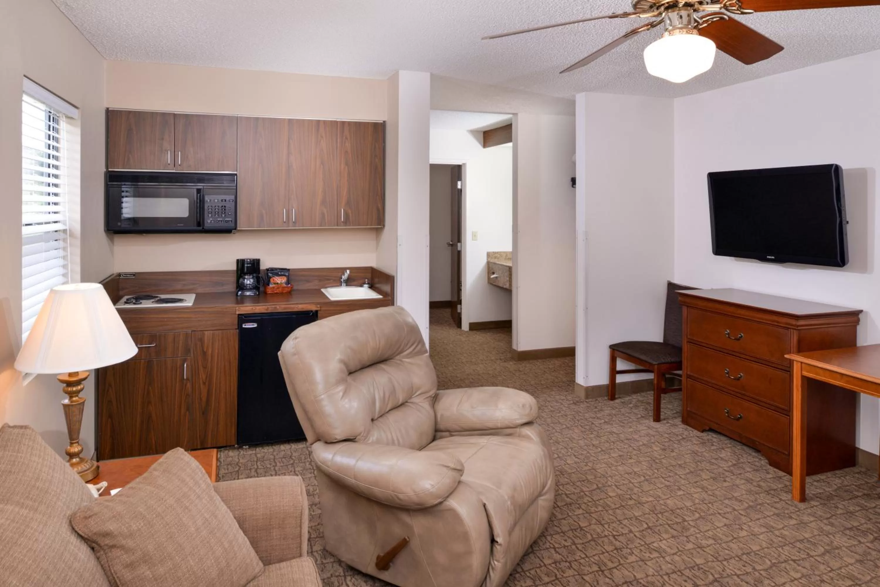 Briarwood Inn Of Geneva