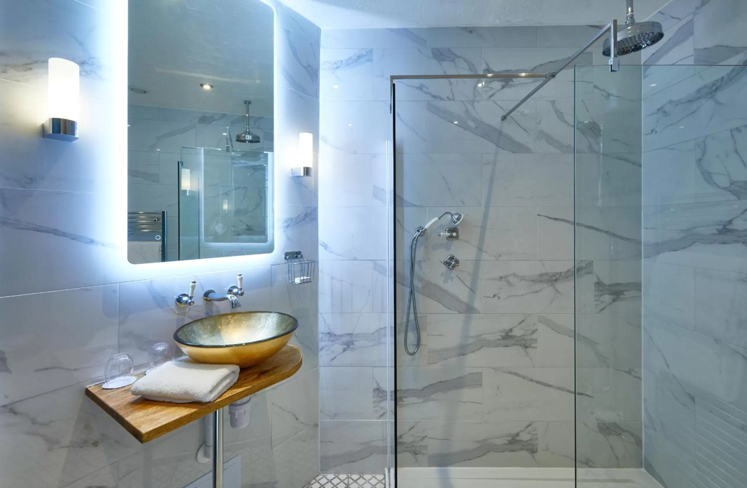 Bathroom in Hoar Cross Hall