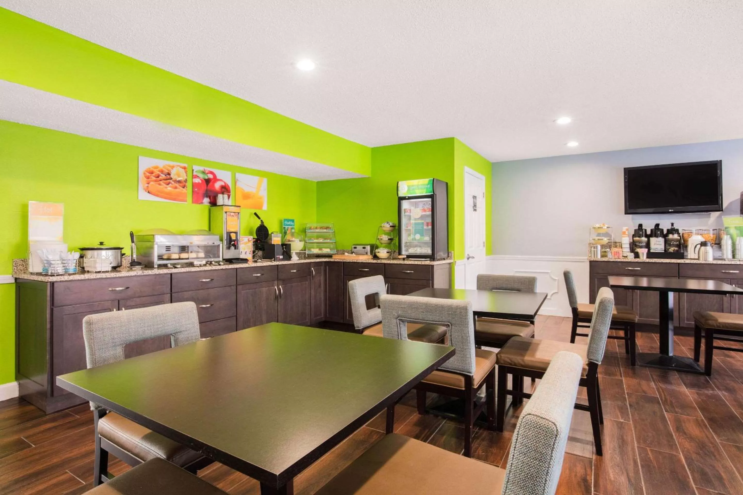 Restaurant/places to eat in Quality Inn Trussville I-59 exit 141