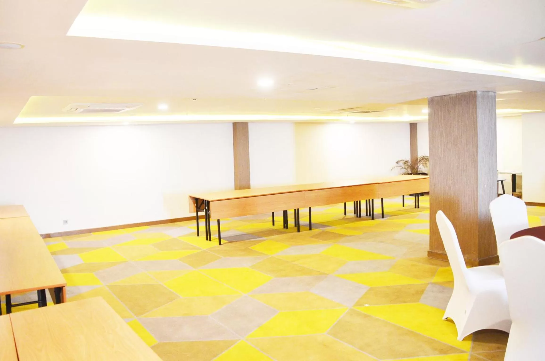 Banquet/Function facilities in Louis Kienne Hotel Pemuda