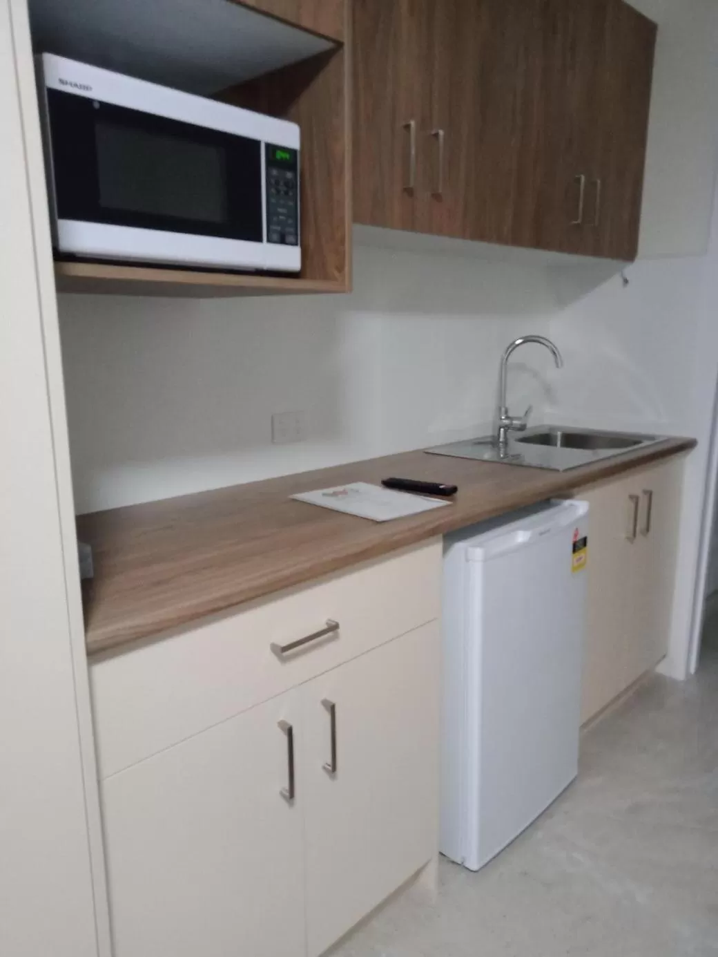 Kitchen or kitchenette in Dalby Parkview Motel