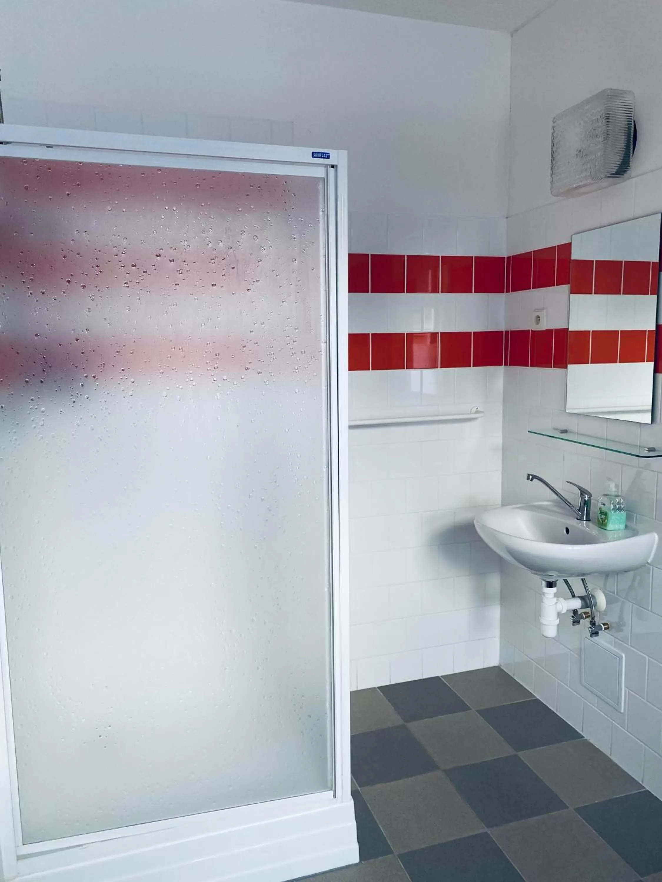 Bathroom in Hotel Petski