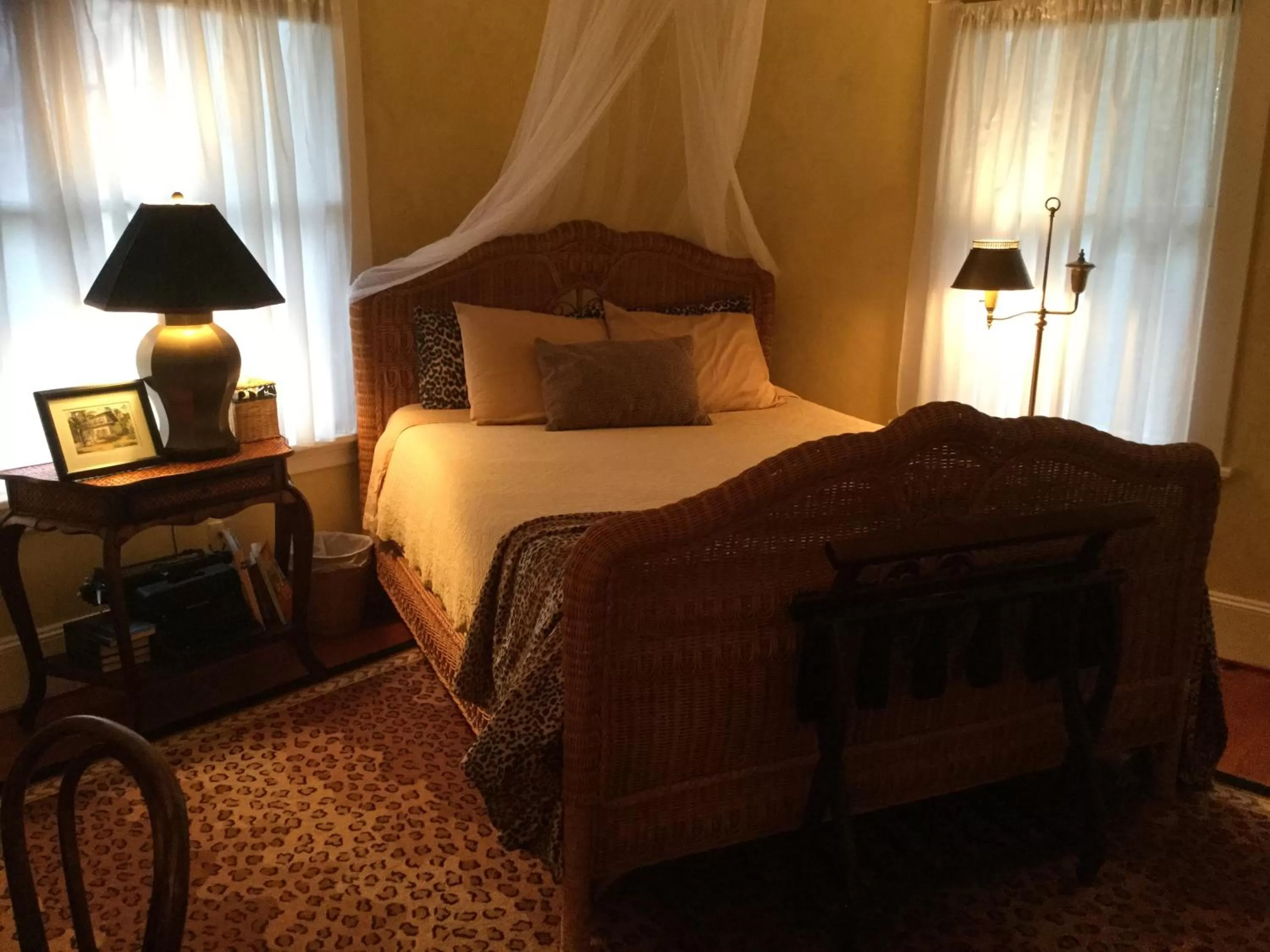 Bed in Briar Rose Inn Vancouver WA USA