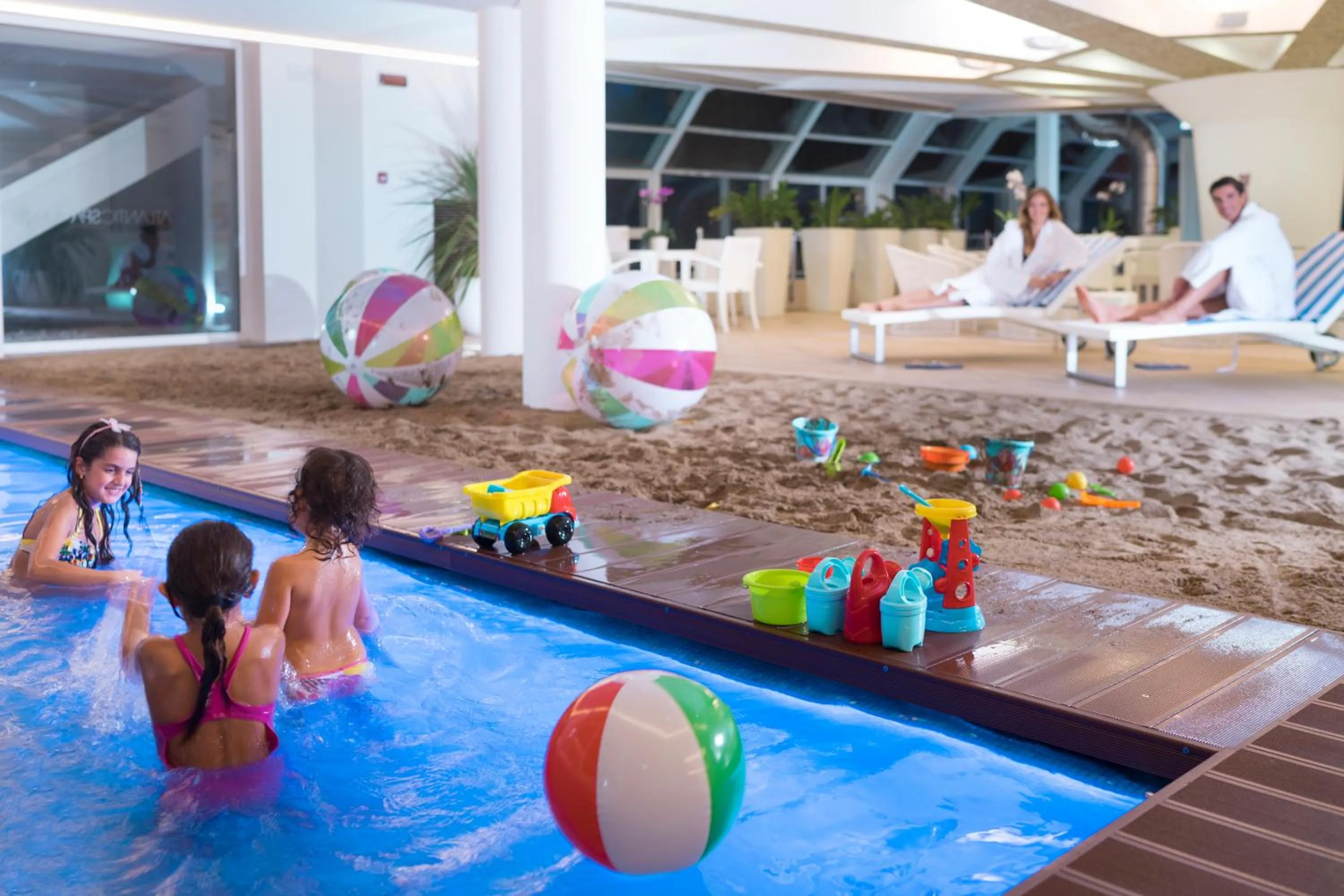 People in Atlantic Hotel & SPA