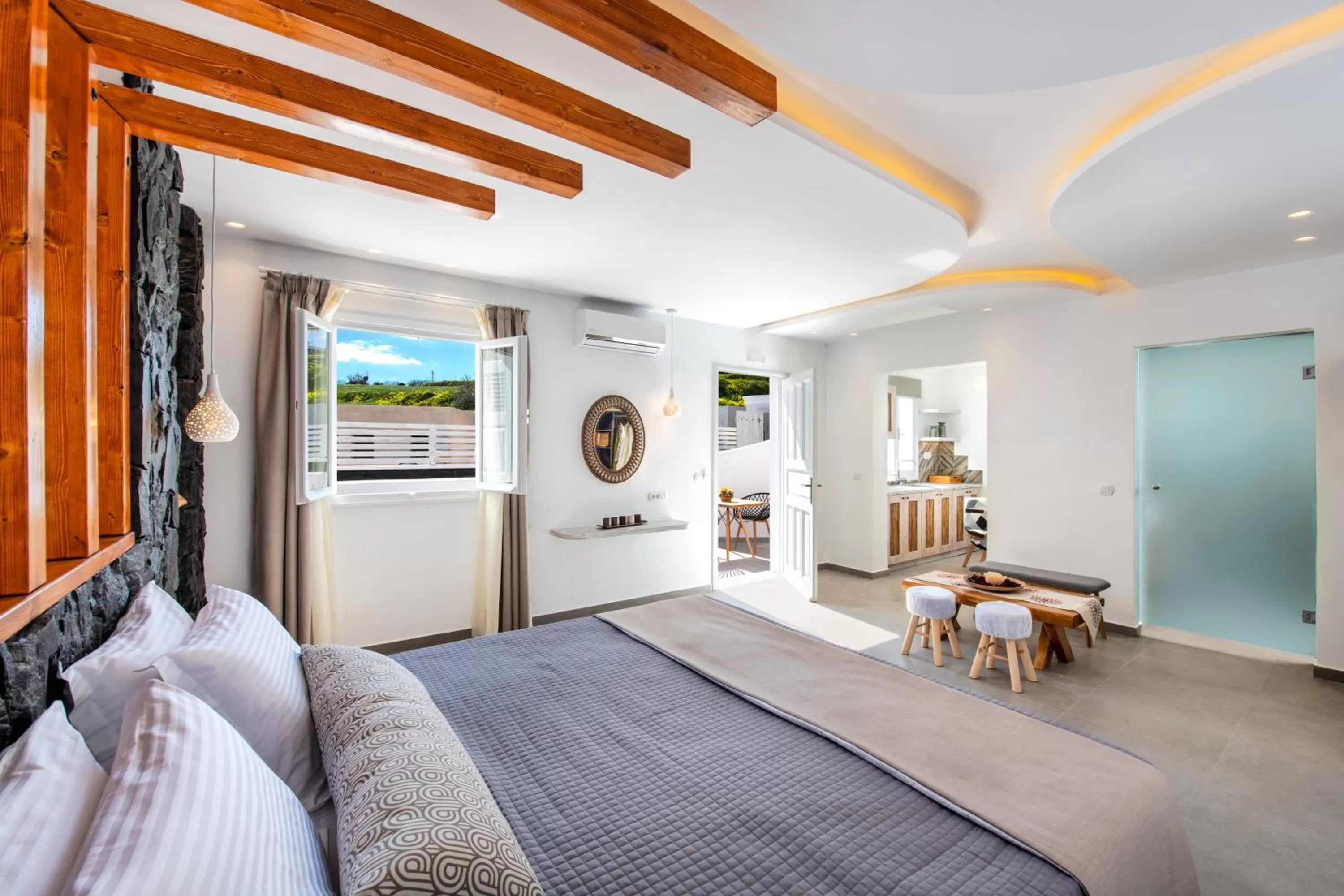 Photo of the whole room, Bed in Abasa Suites