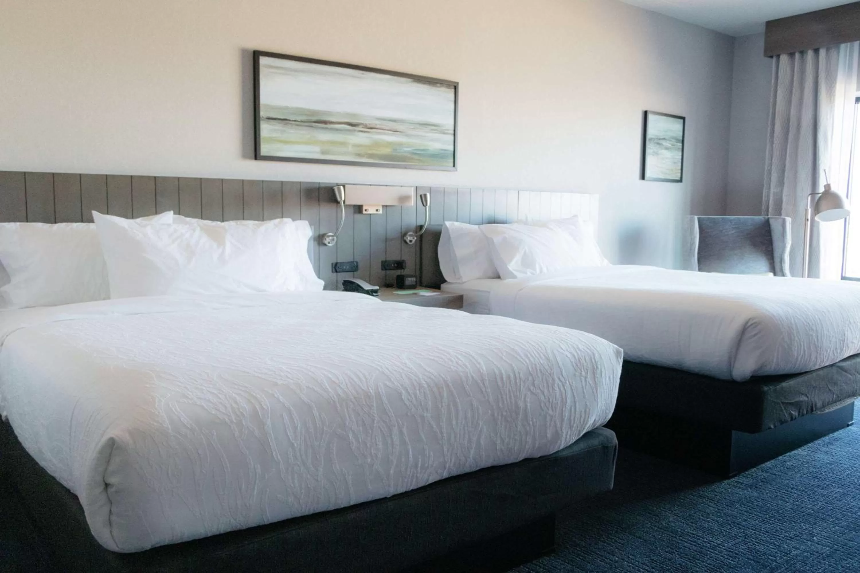 Bed in Hilton Garden Inn Madison Sun Prairie