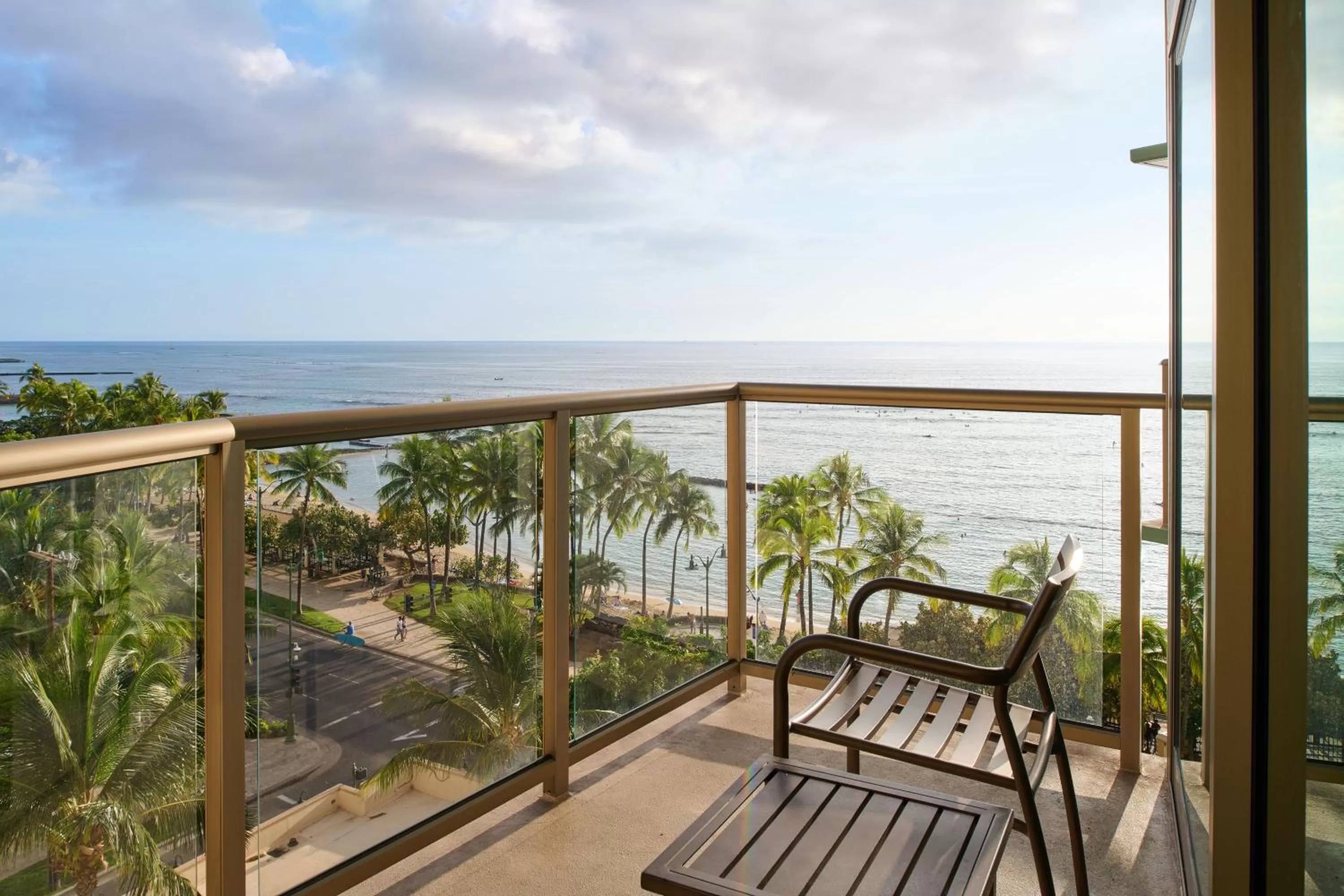 Balcony/Terrace in Waikiki Circle Hotel by Castle