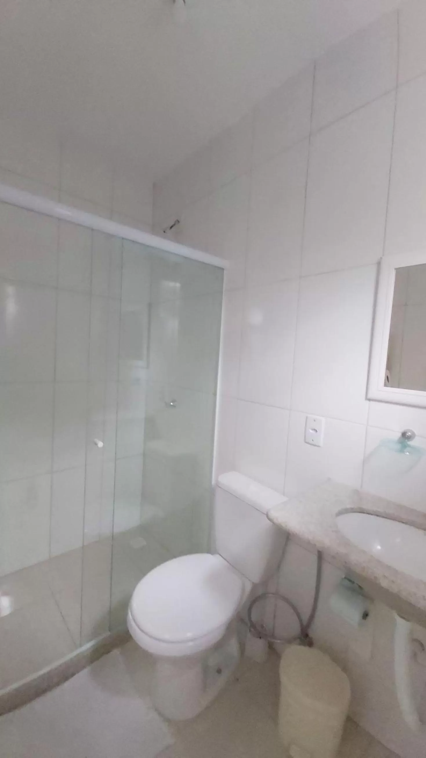 Shower in A Casa Morro do Moreno