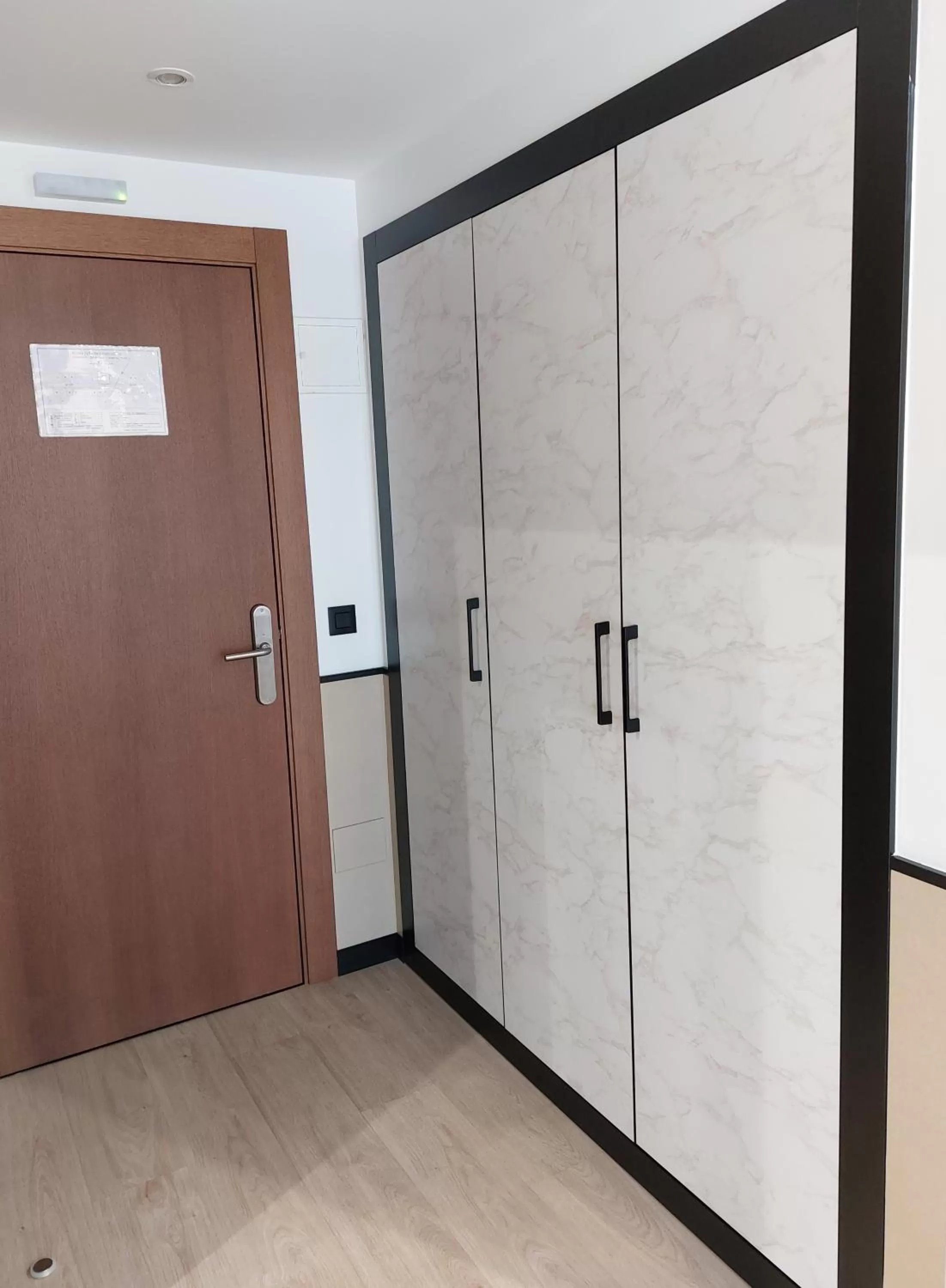 wardrobe in Hotel Costa Atlántica