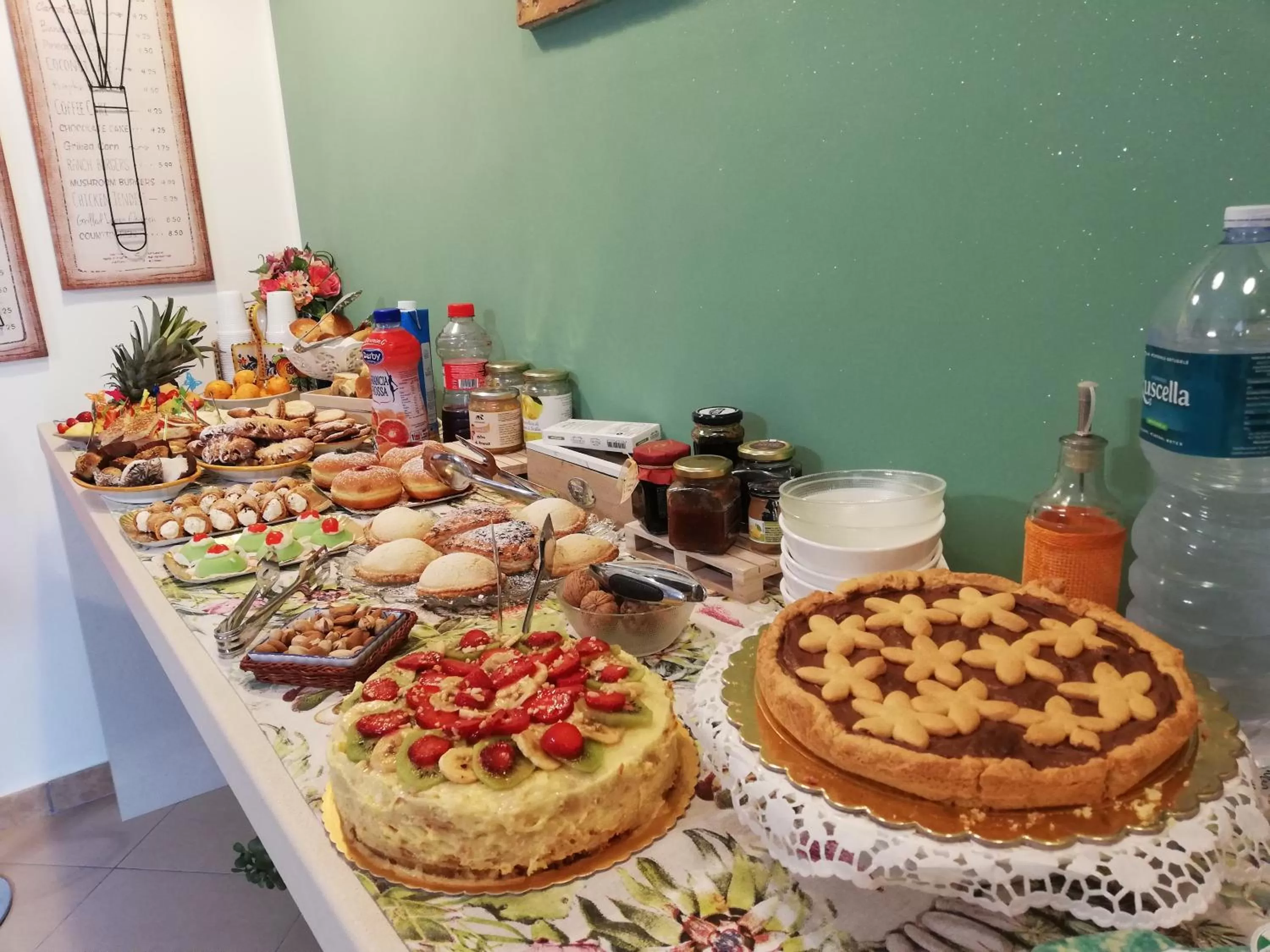 Food and drinks in La Finestra sul Cortile B&B