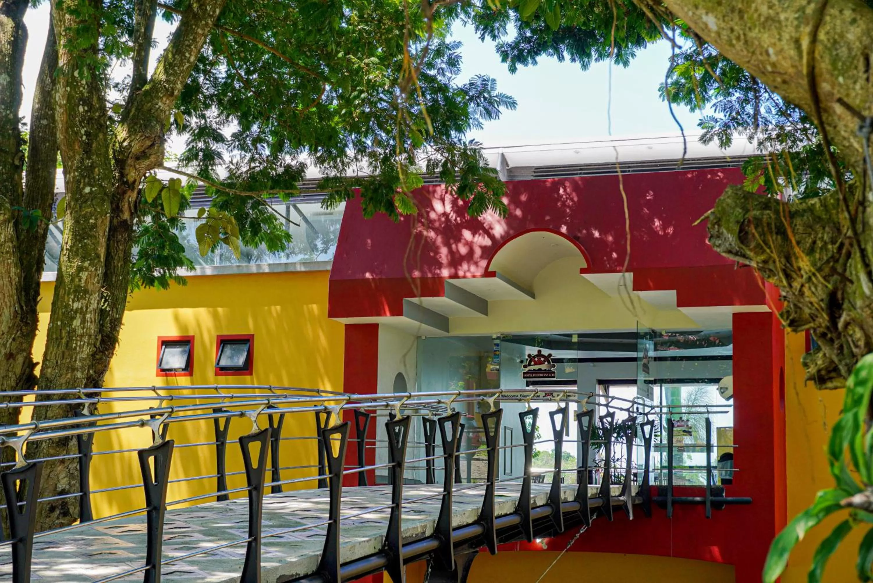 Property Building in Hotel Puerto San Luis