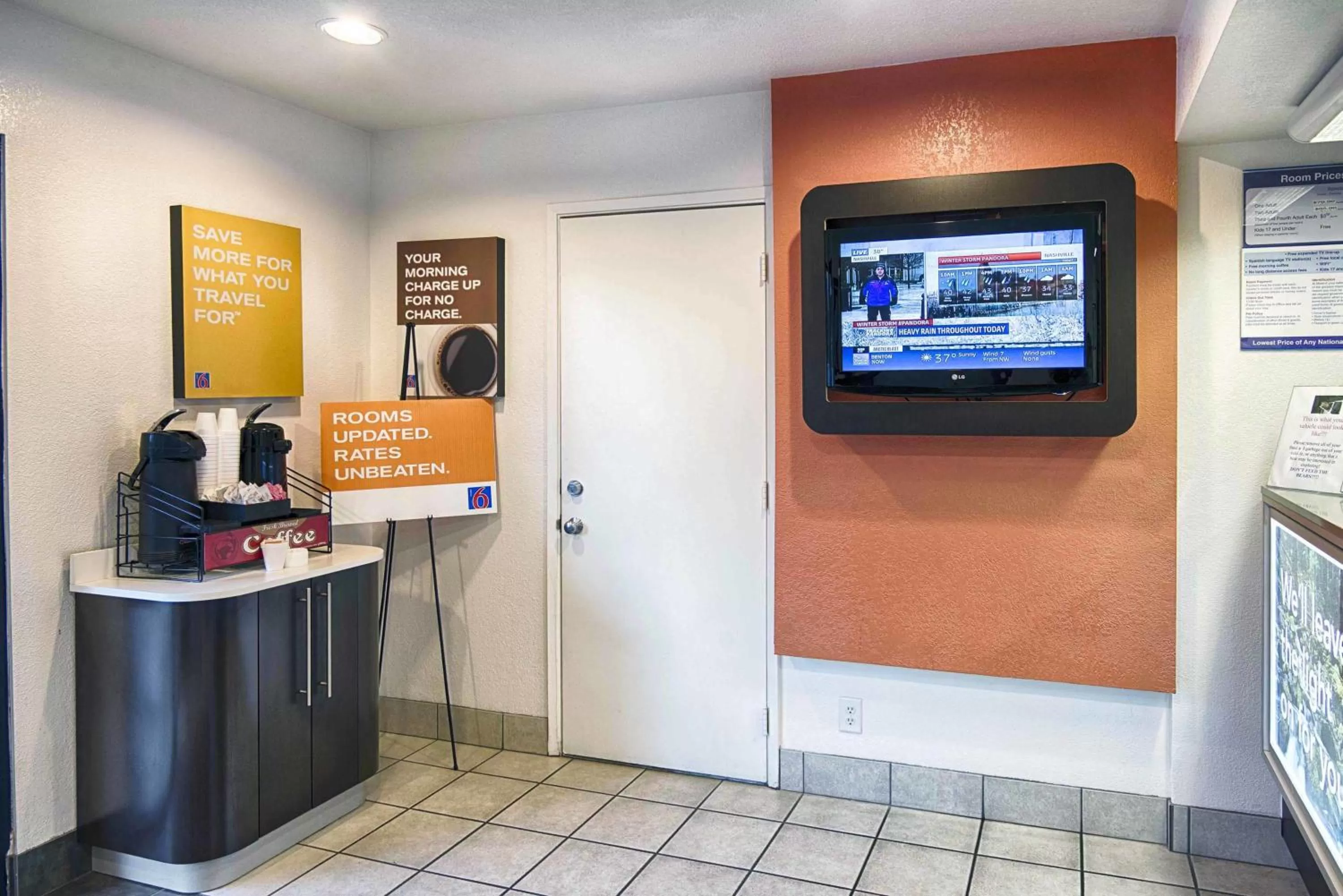Lobby or reception in Motel 6-Mammoth Lakes, CA
