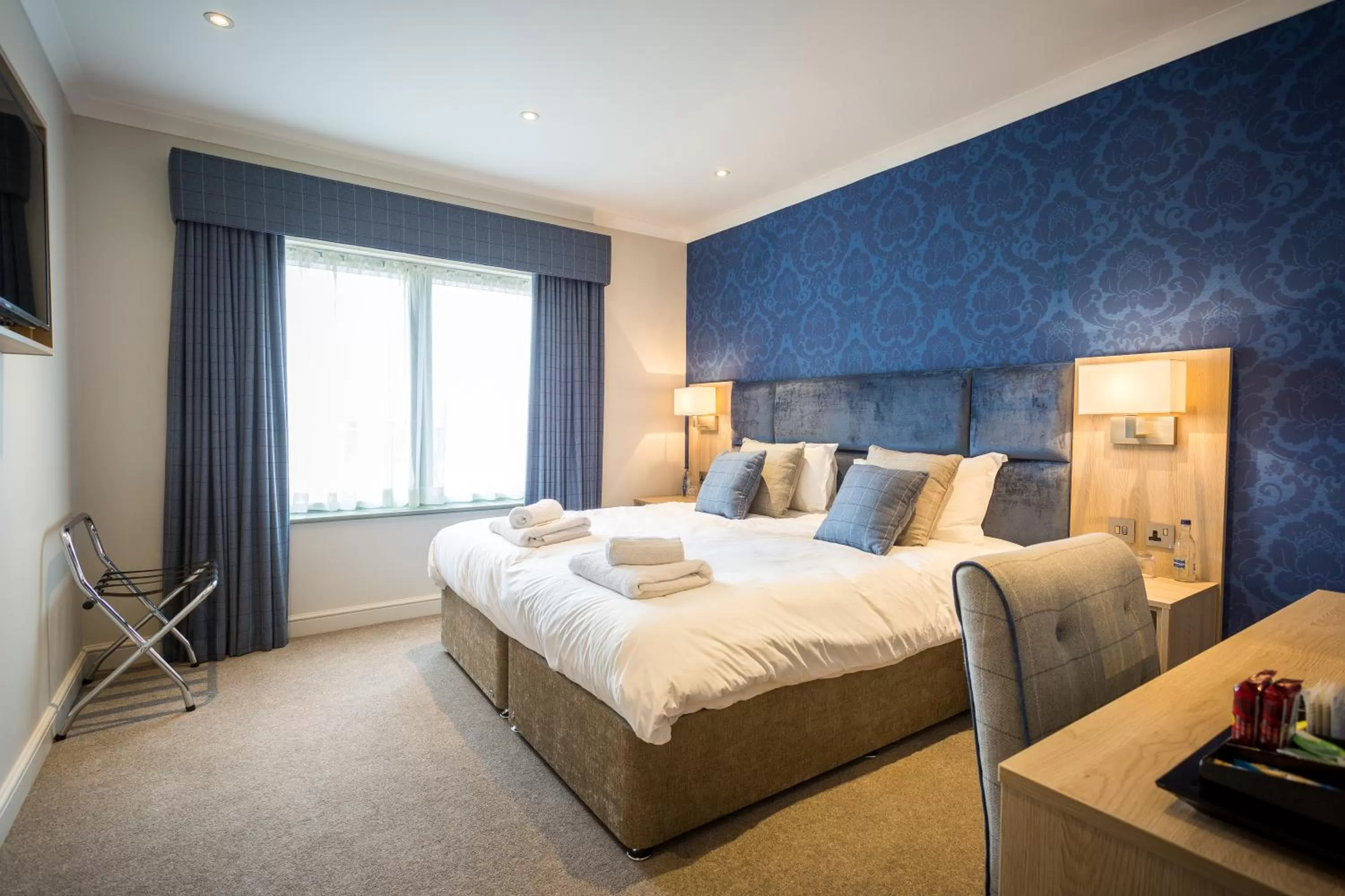 Photo of the whole room, Bed in The Nottinghamshire Hotel & Golf Club