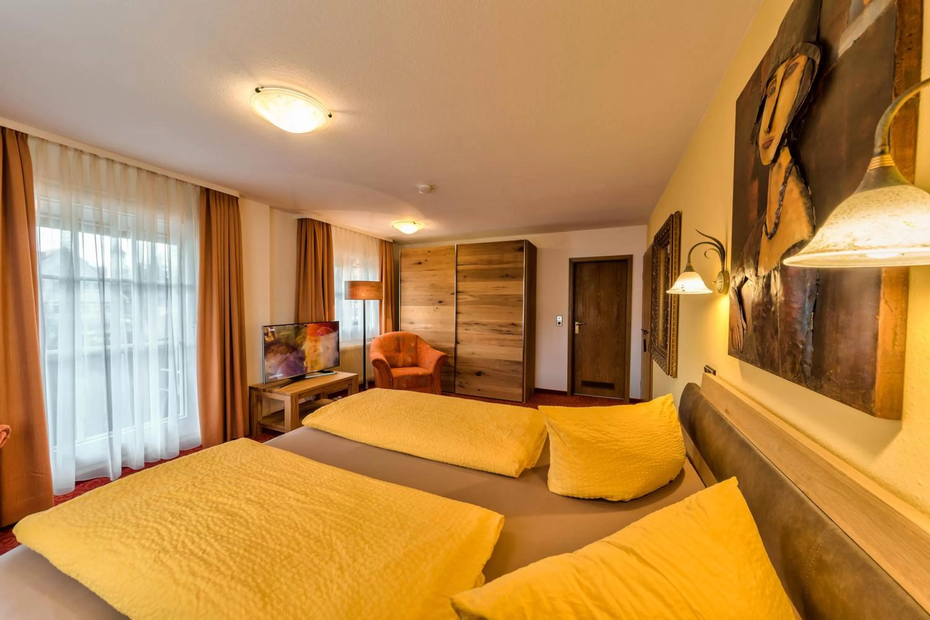 Photo of the whole room, Bed in Hotel Sonneneck Titisee -Adults Only-