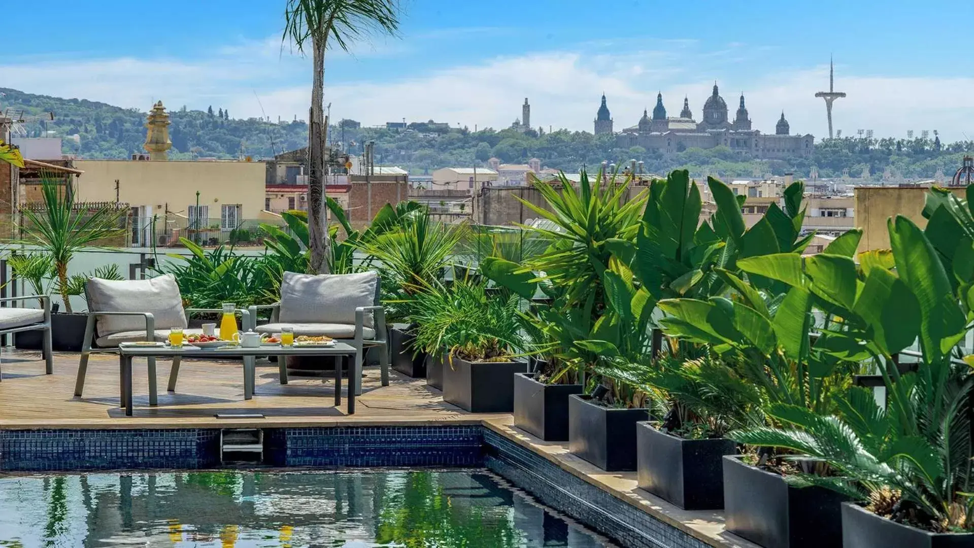 Cram Hotel Cram Hotel