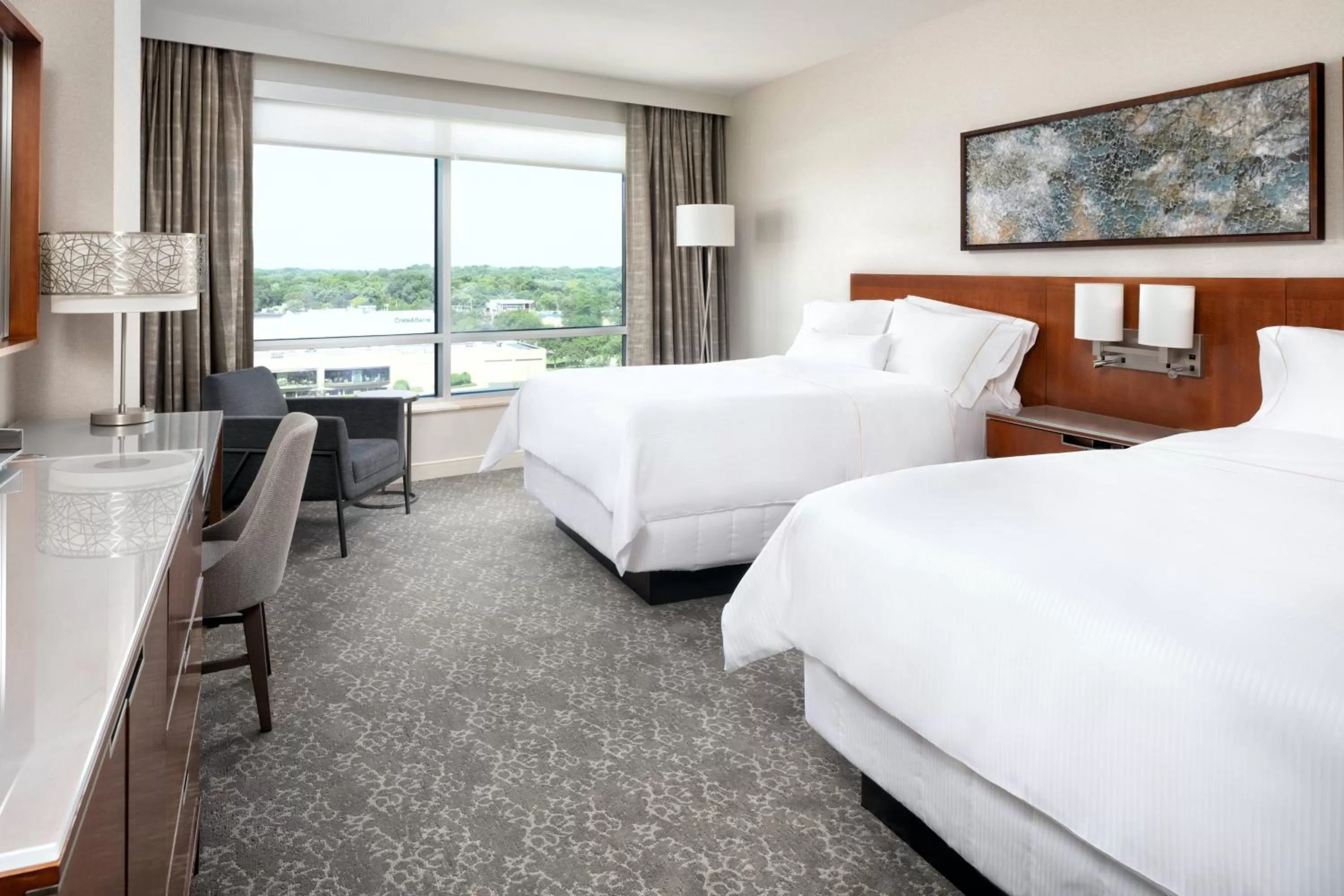 Photo of the whole room, Bed in The Westin Edina Galleria