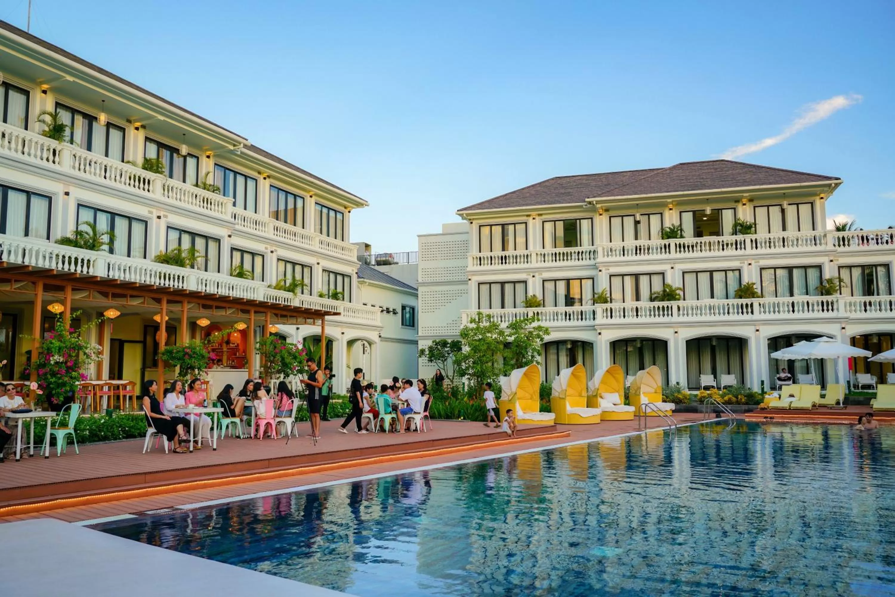 Property building in Moodhoian Riverside Resort & Spa