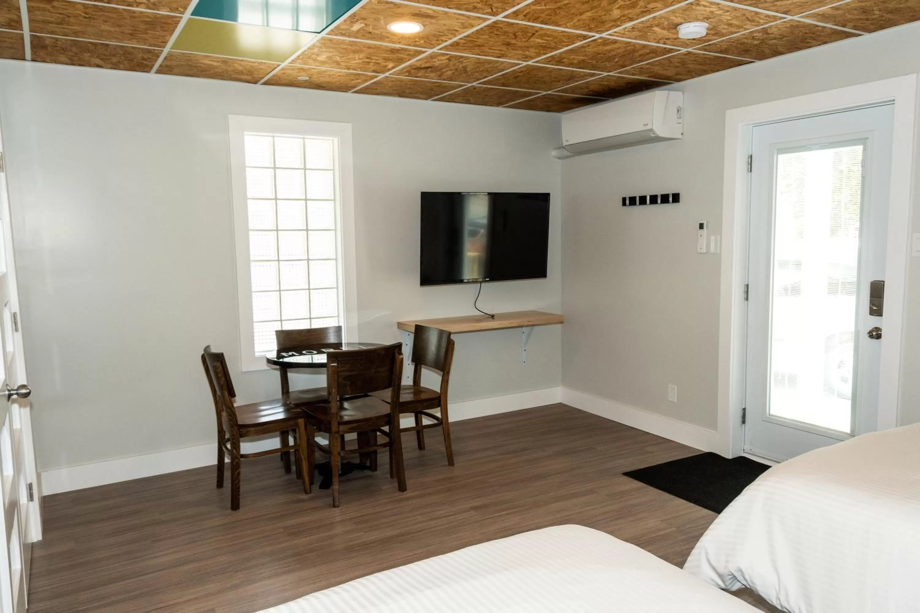 Bed in Morel Executive Suites