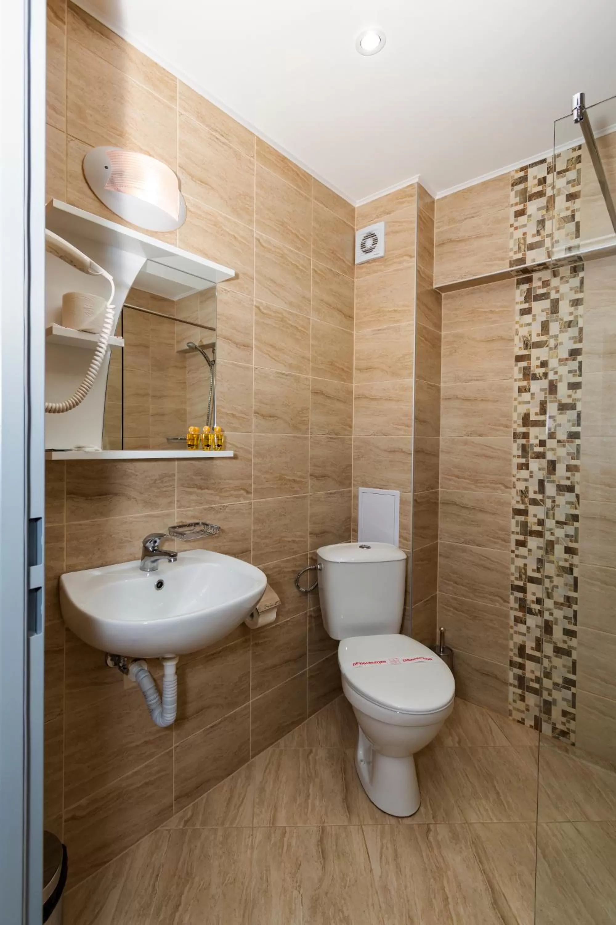 Bathroom in Hotel City