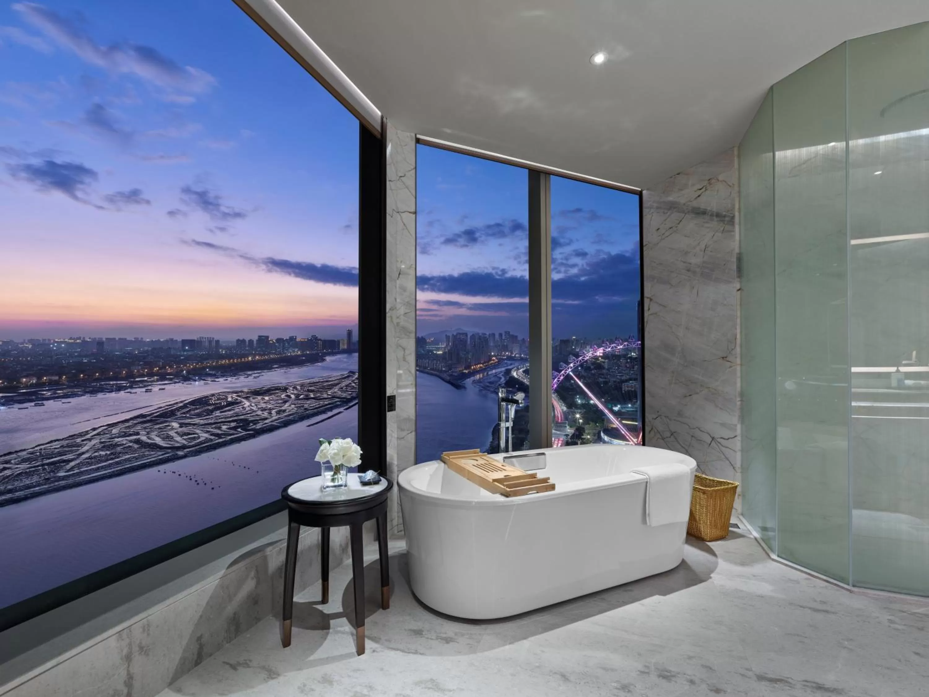 Photo of the whole room in InterContinental Quanzhou by IHG