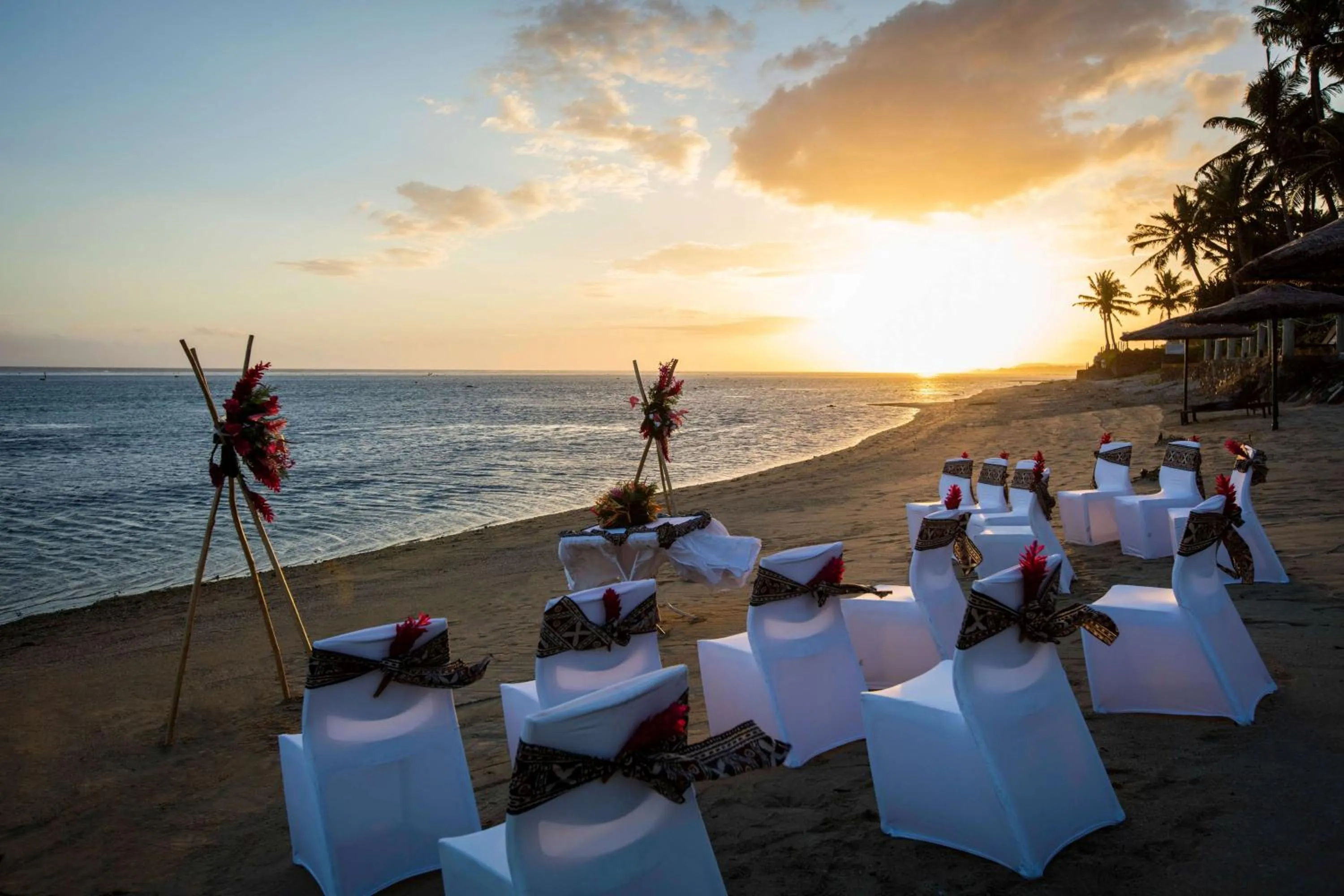 wedding in Outrigger Fiji Beach Resort