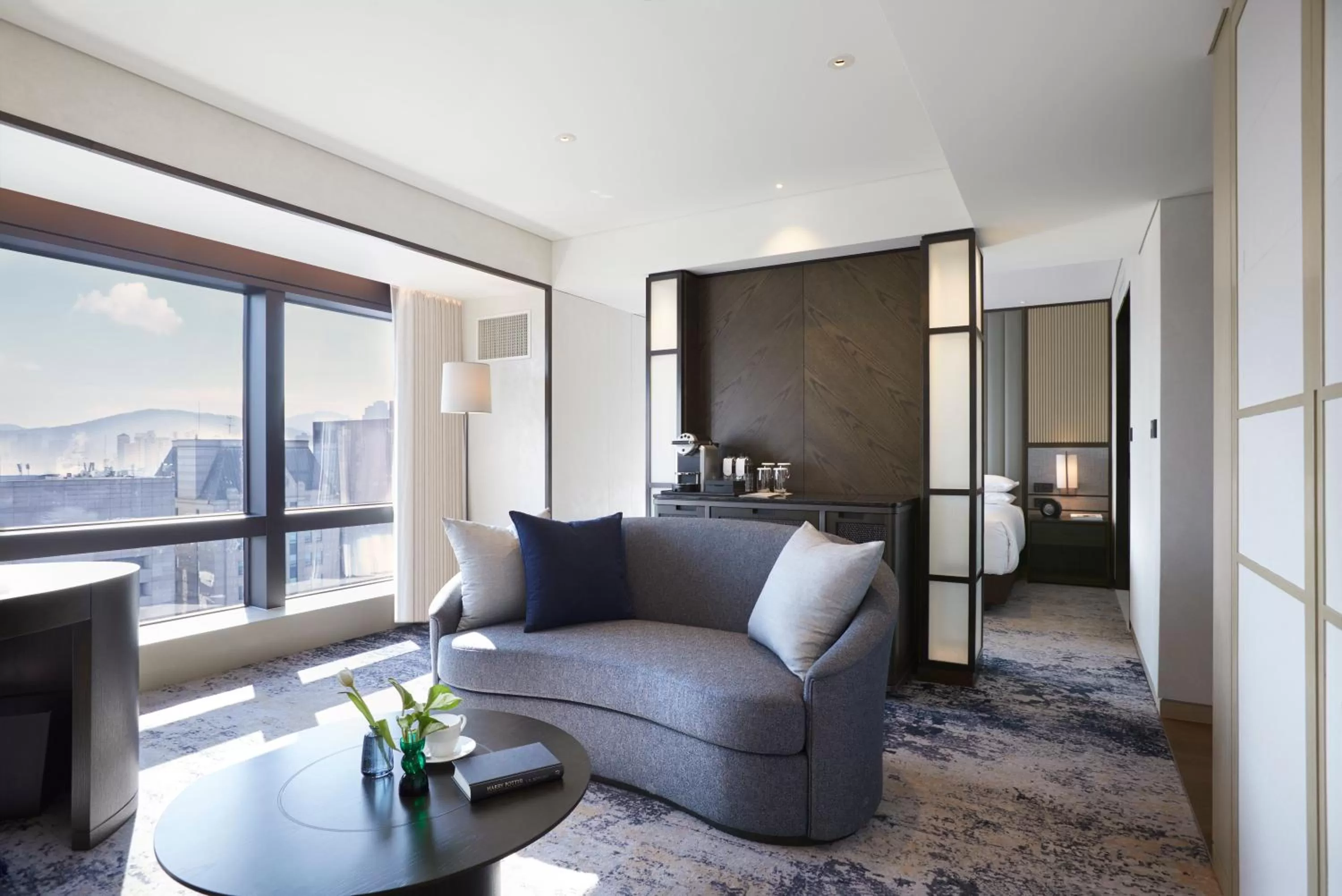 Bedroom in Grand InterContinental Seoul Parnas by IHG