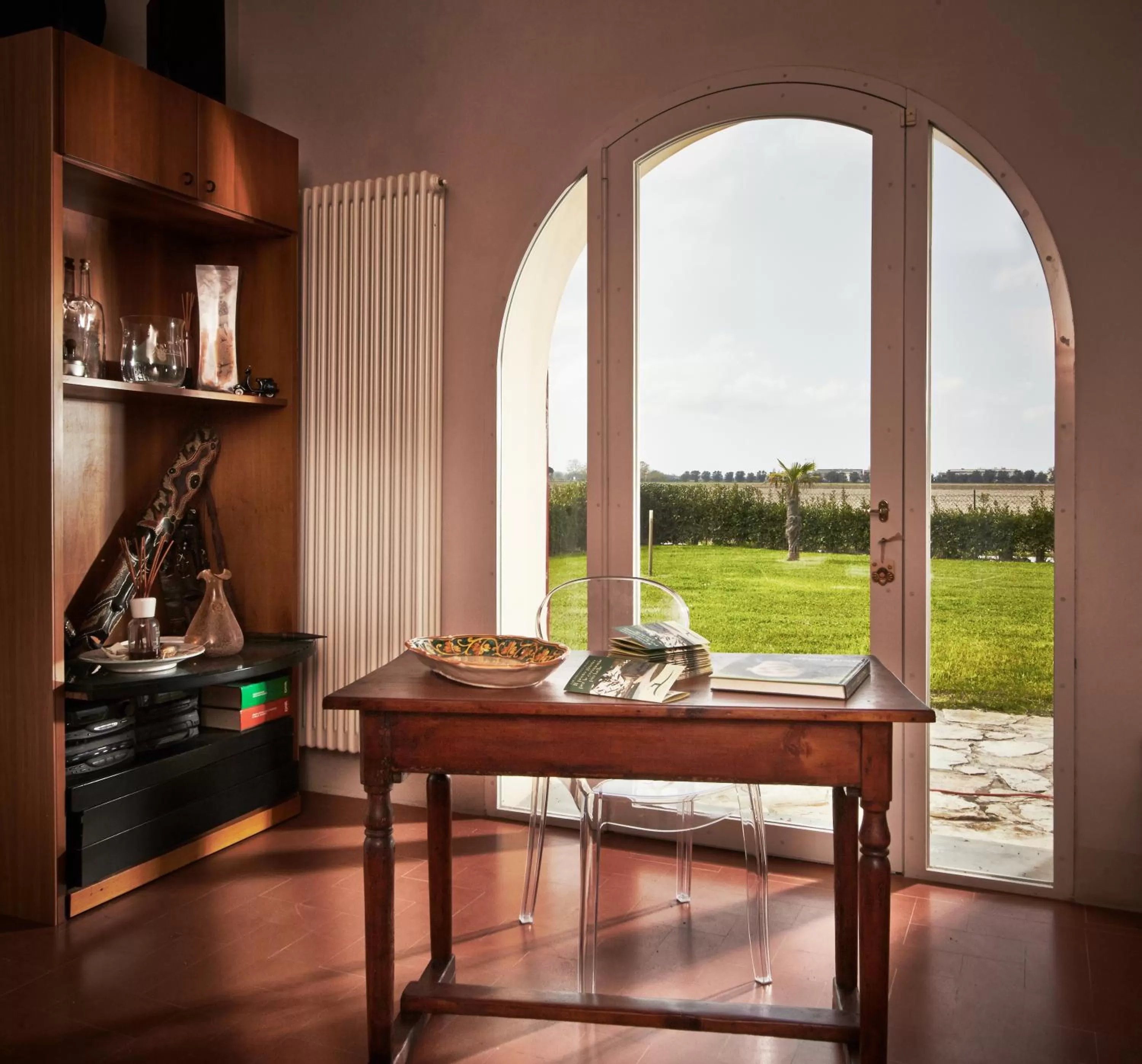 Communal lounge/ TV room in Cascina Canova