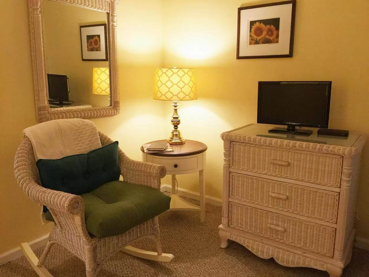 Decorative detail, TV/Entertainment Center in The Lancaster Bed and Breakfast