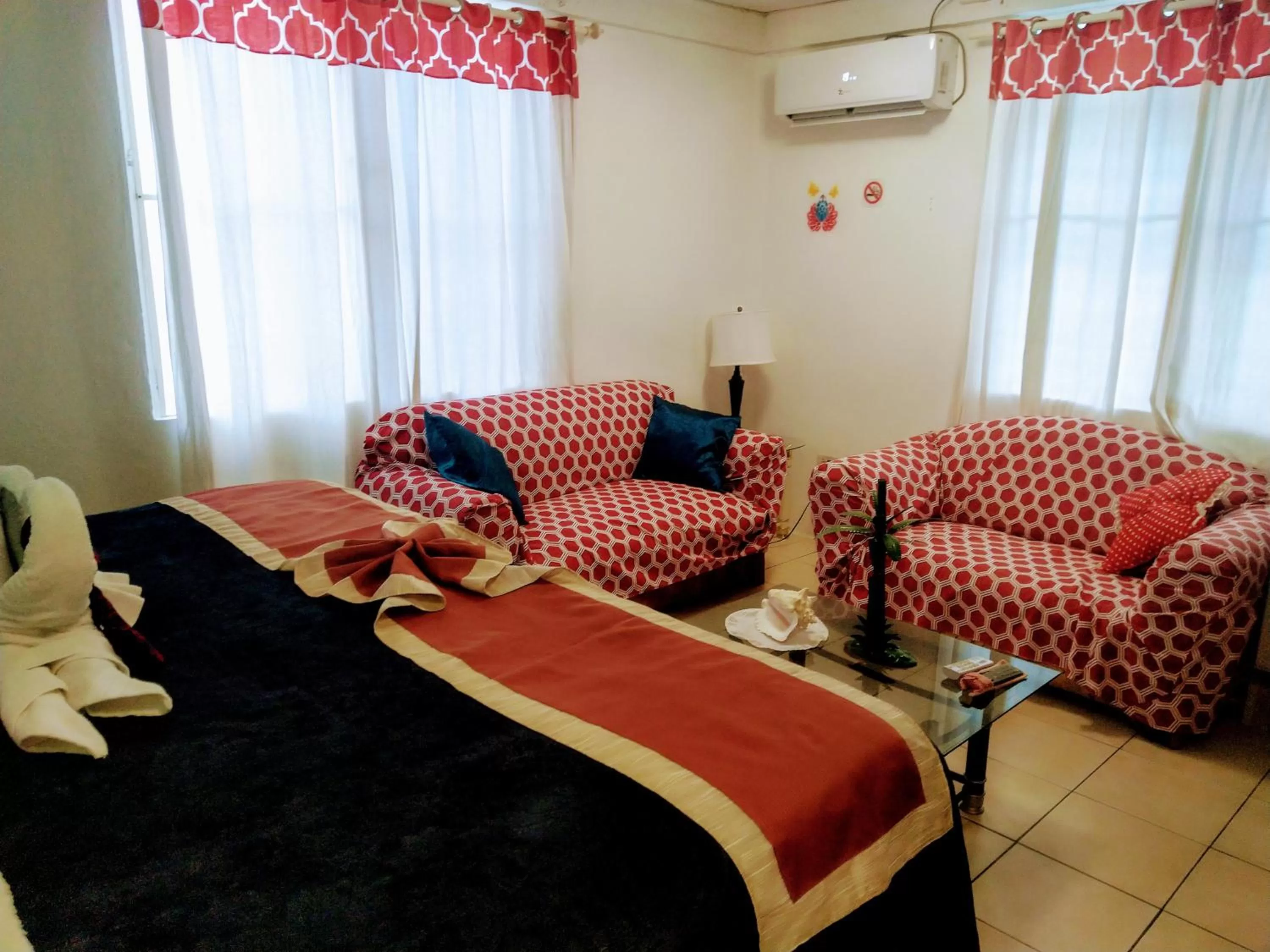 Bed in The Red Hut Inn