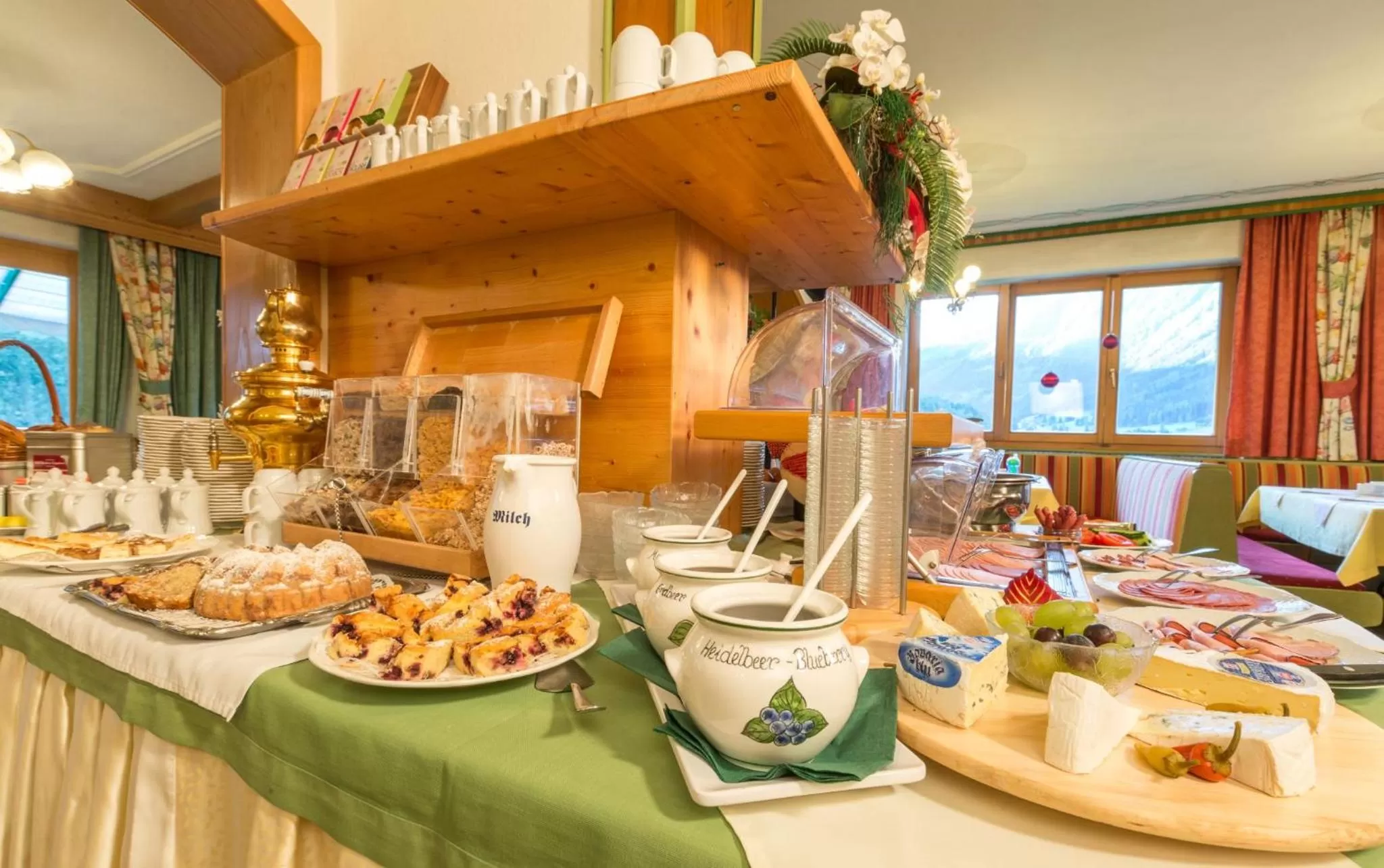 Buffet breakfast in Seiterhof