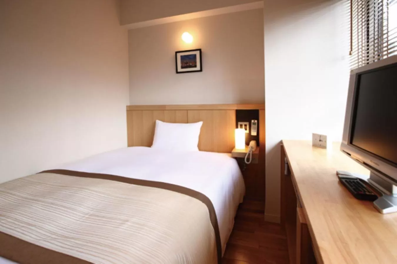 Bed in Sutton Place Hotel Ueno