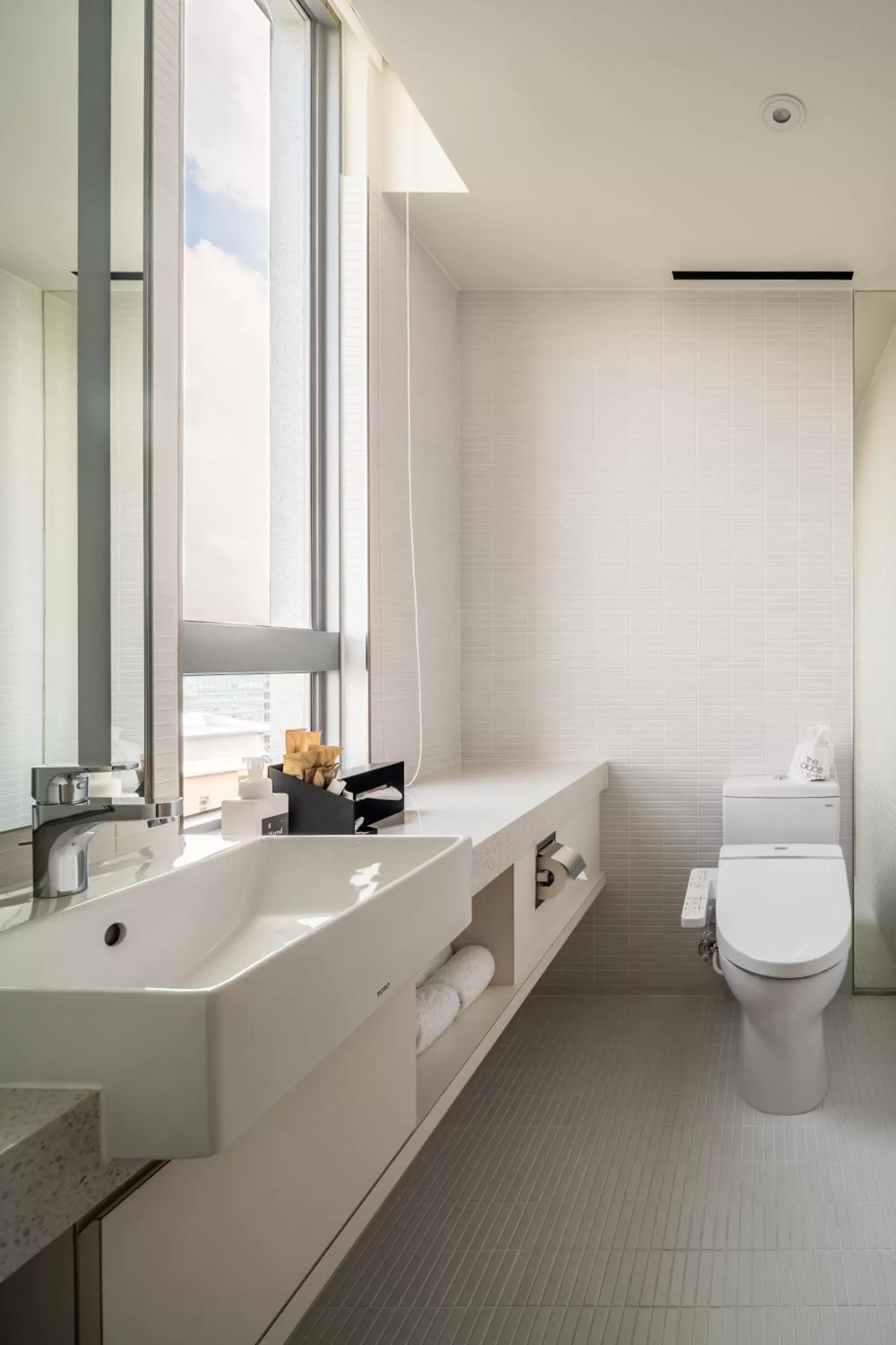 Superior Double Room in The Place Taichung Superior Double Room in The Place Taichung