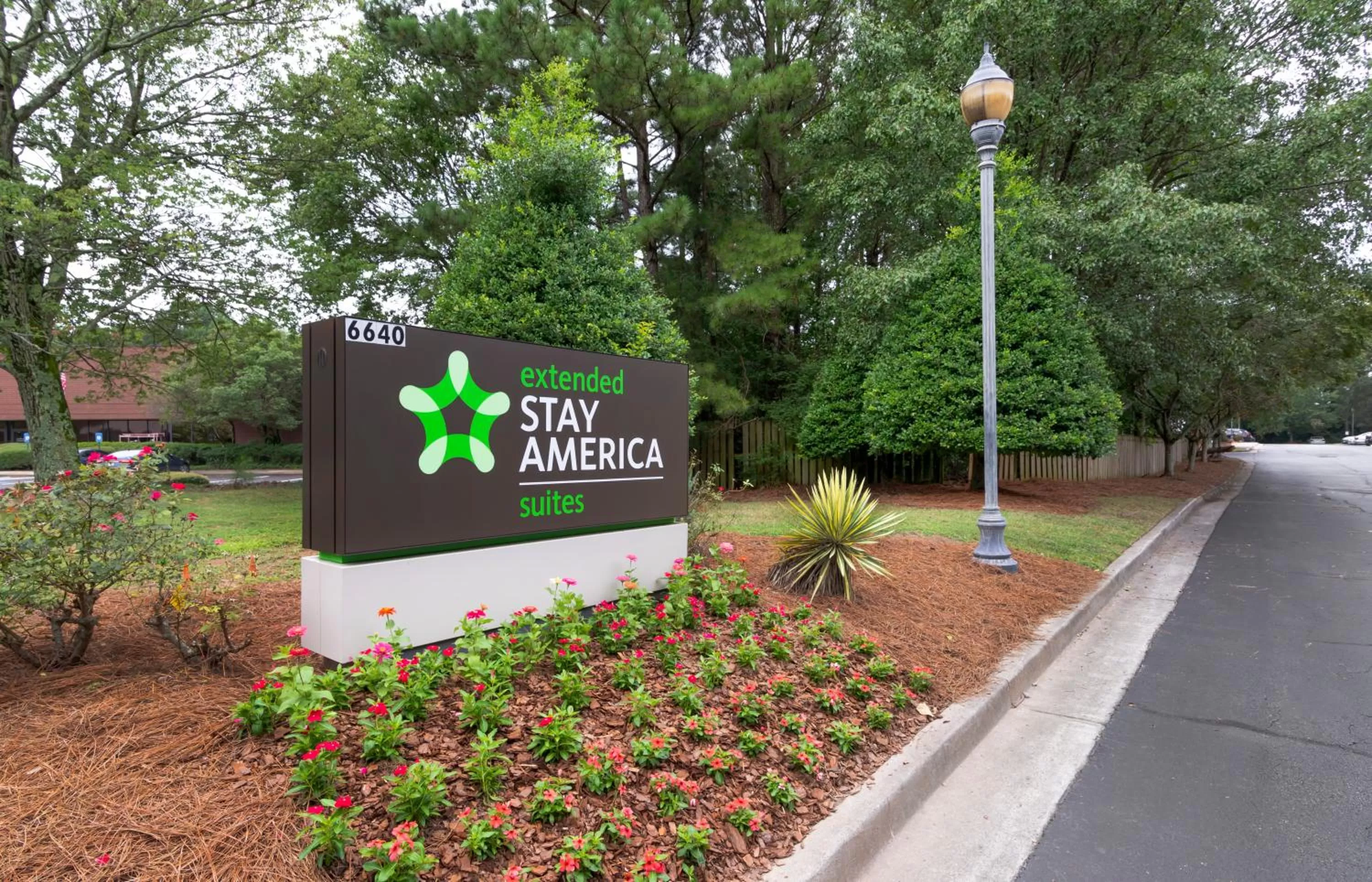 Logo/Certificate/Sign in Extended Stay America Suites - Atlanta - Norcross - Peachtree Corners