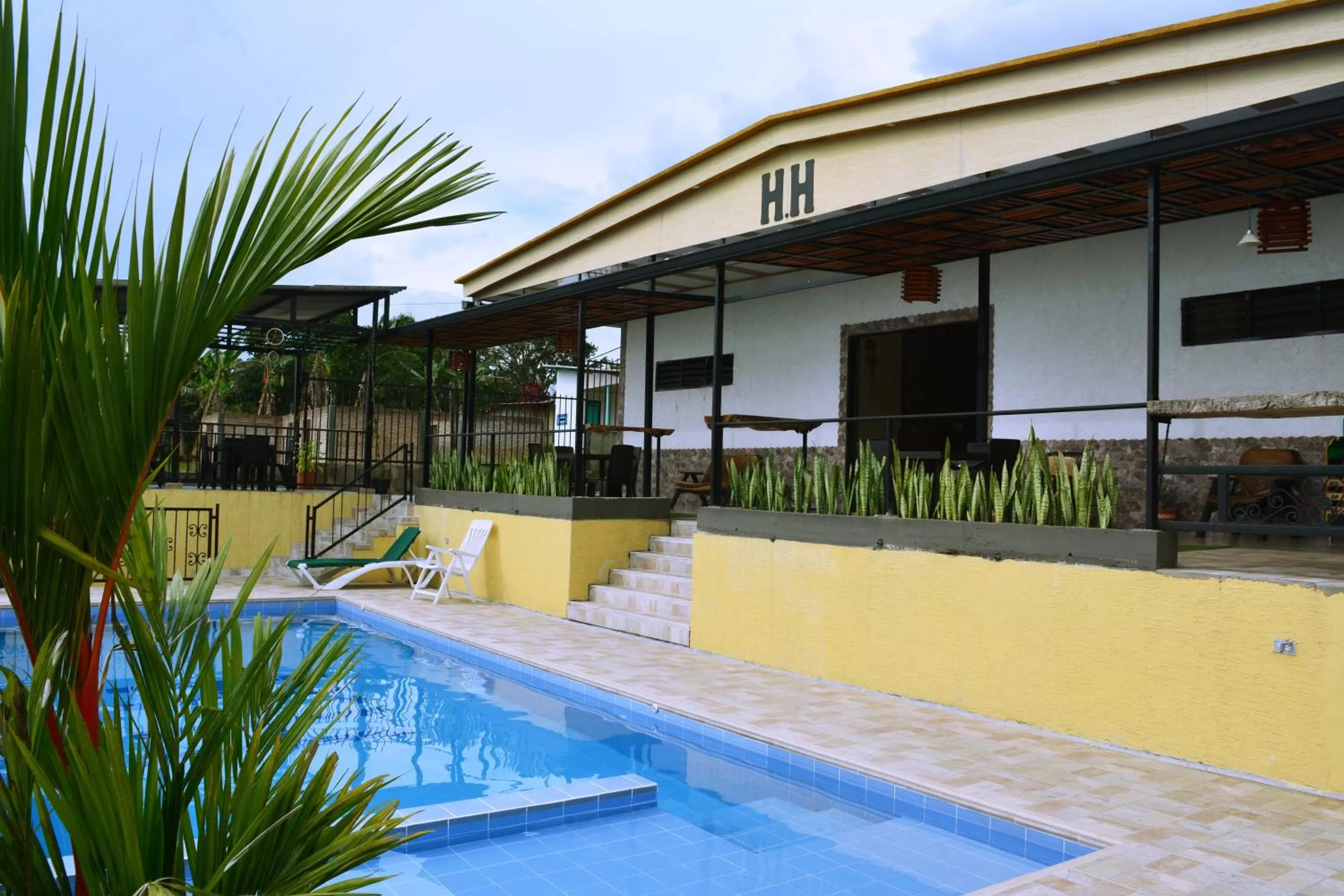 Swimming Pool in Hotel Casa campestre HH