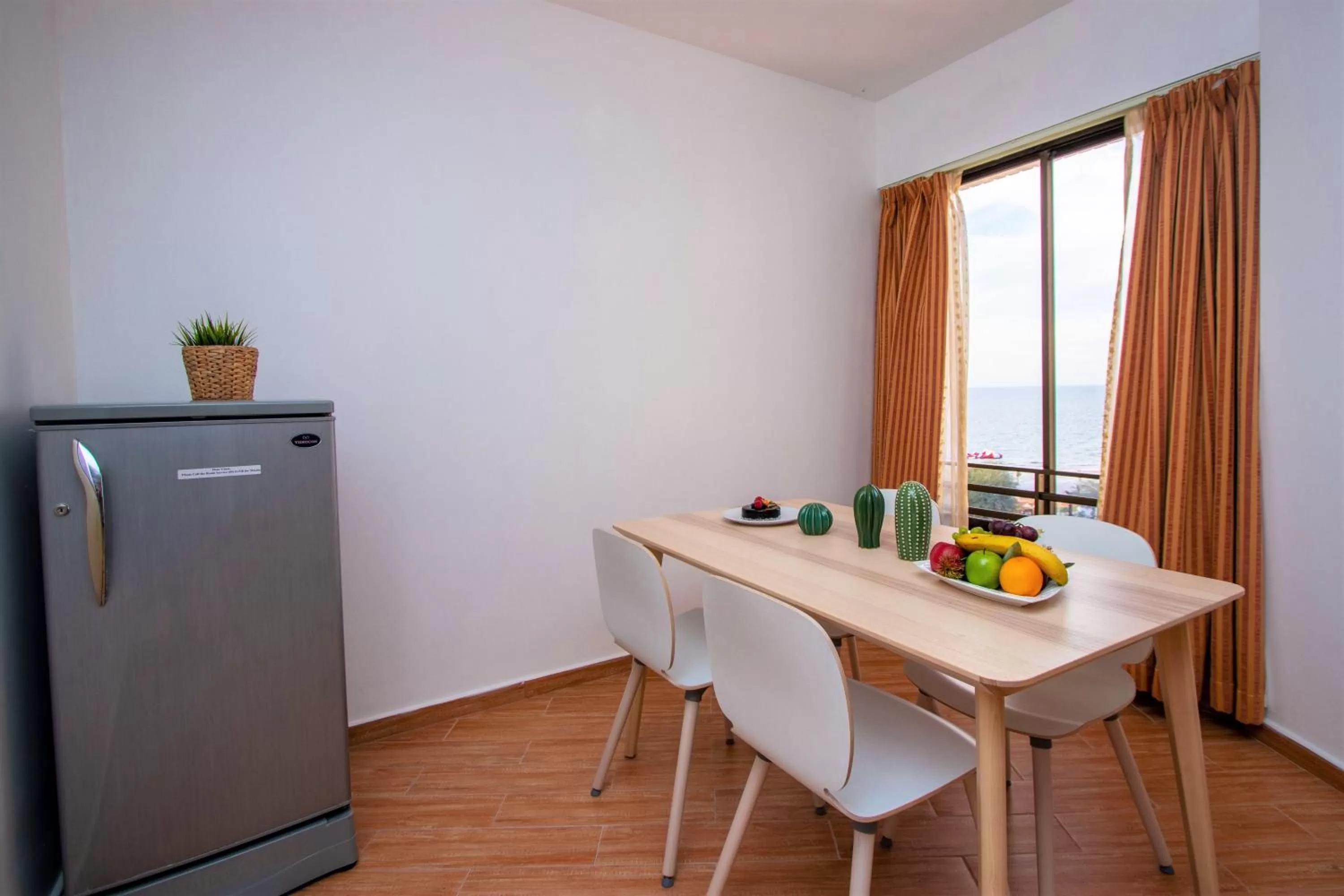 Dining area in BM Beach Hotel