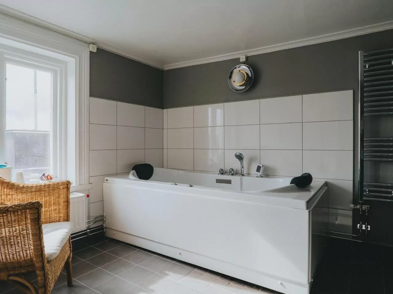 Bathroom, Bed in Arboga Stadshotell