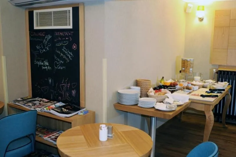 Restaurant/places to eat in Collage Pera Hotel