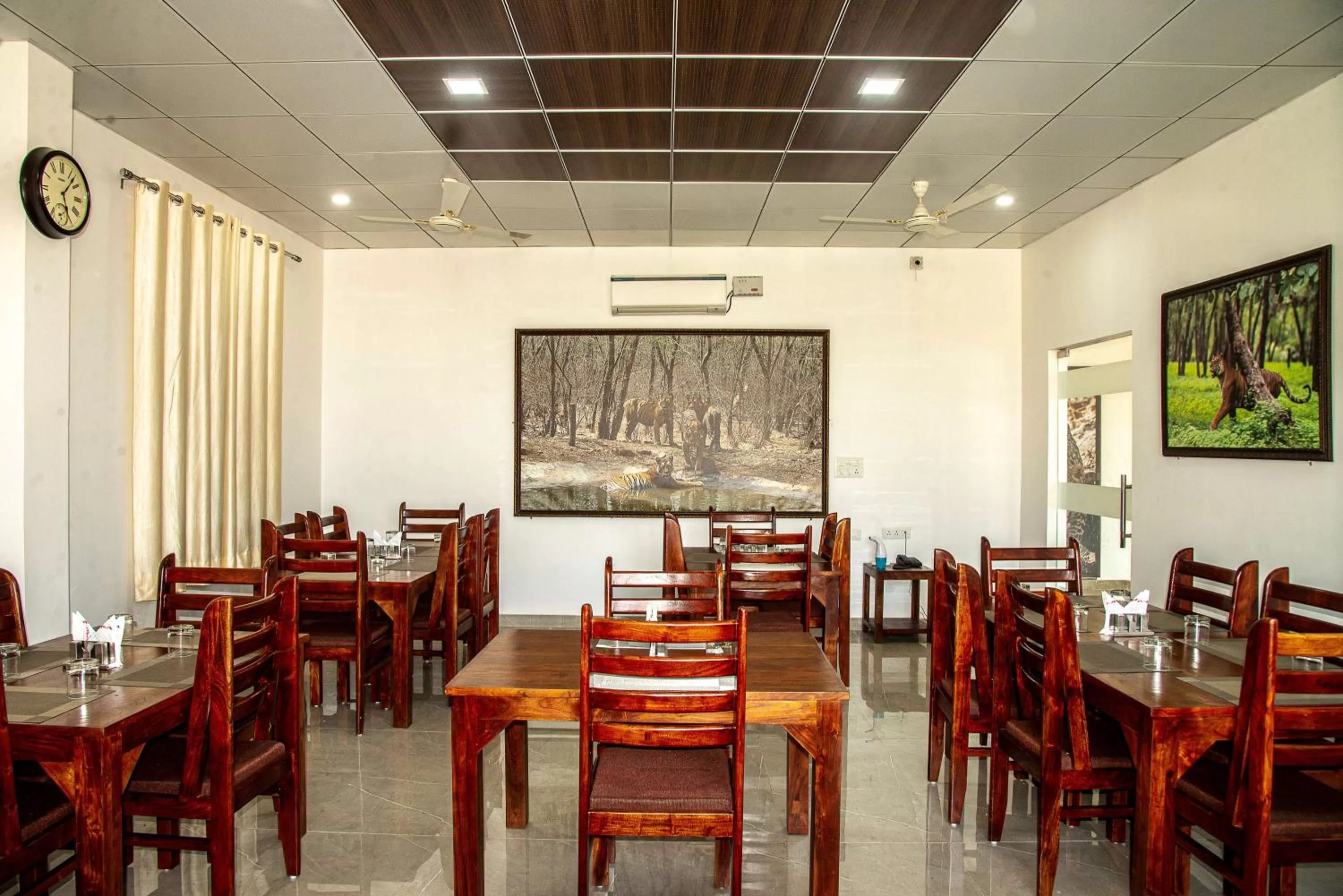 Restaurant/places to eat in Omak Tiger Seven