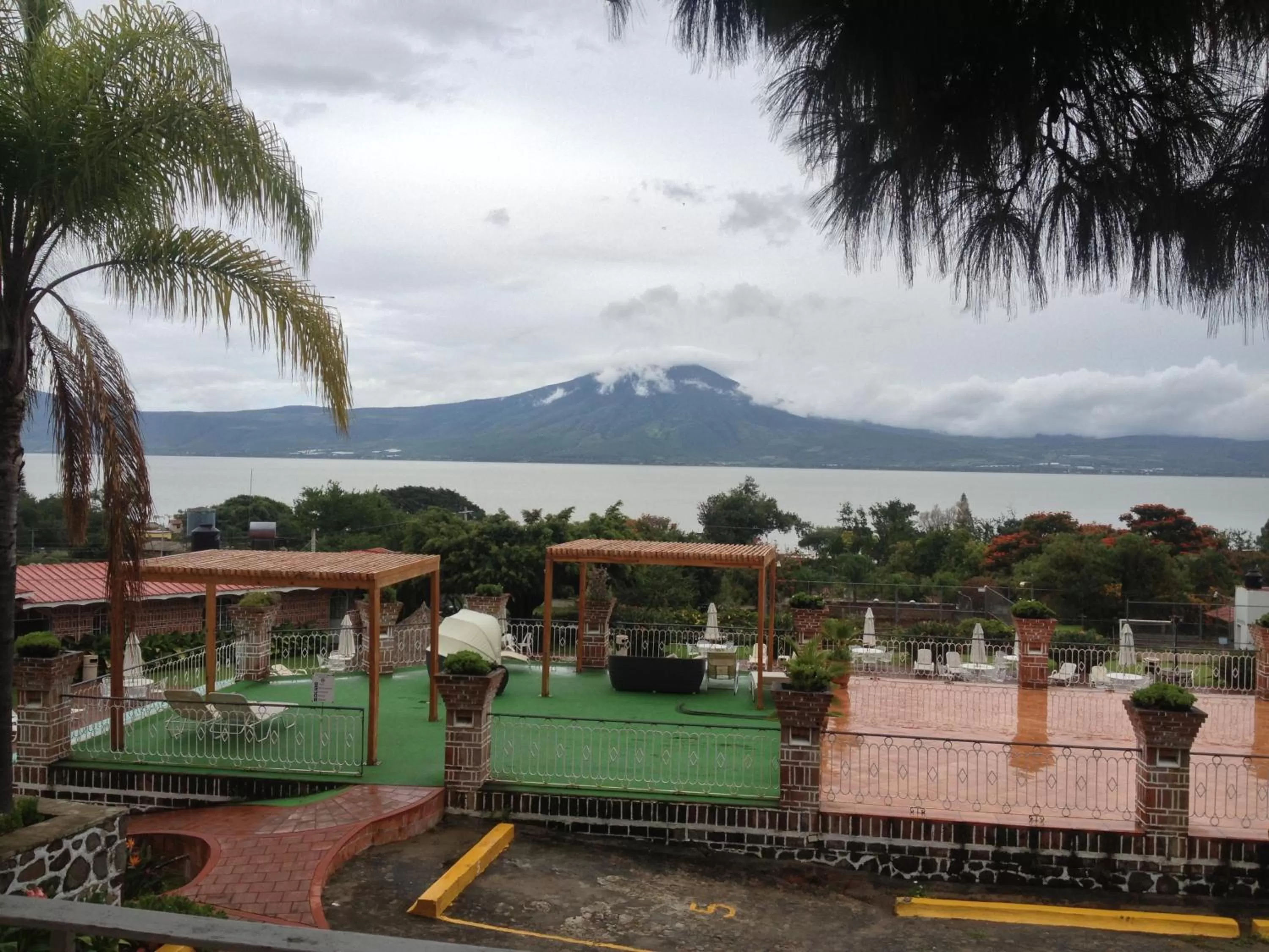 Solarium in Mama Chuy Hotel & Villas