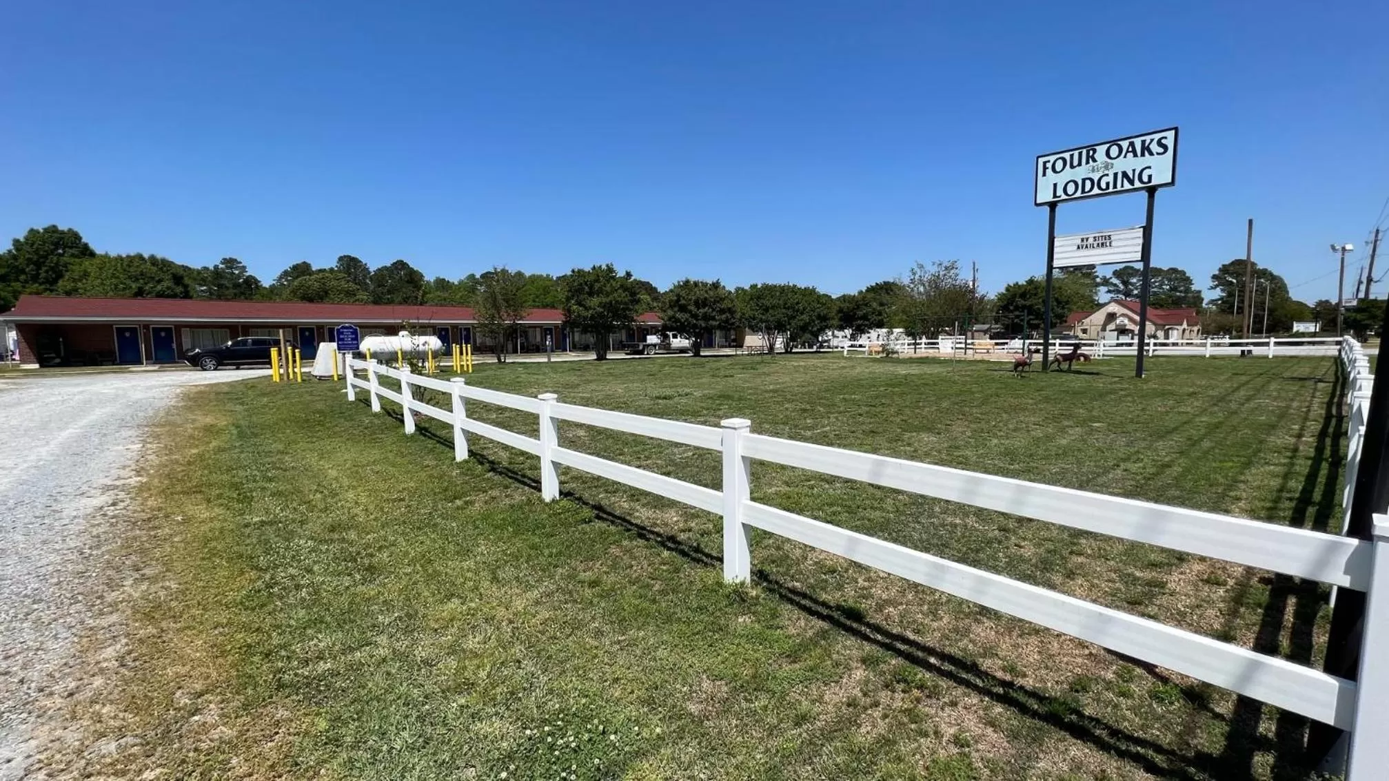 Street view in Four Oaks Lodging