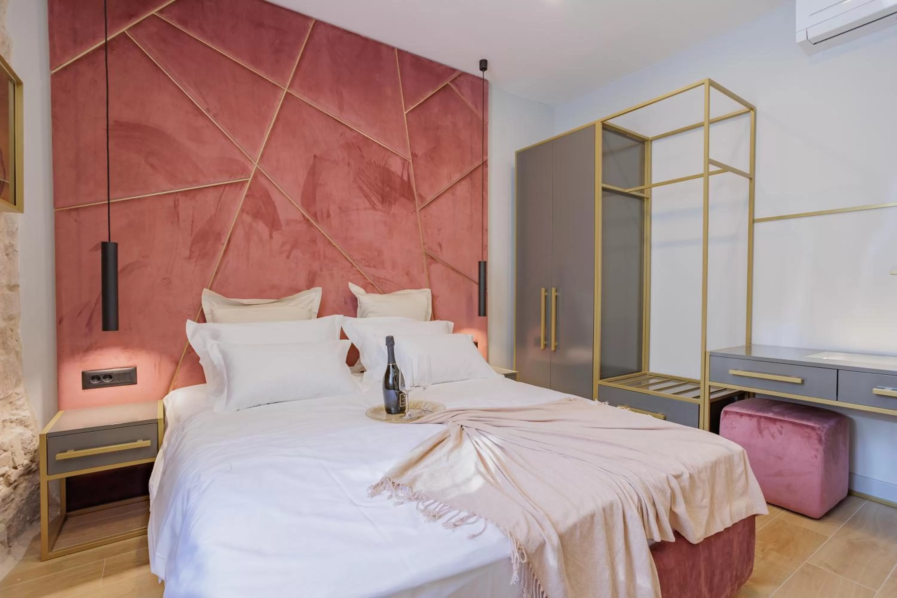 Bedroom, Bed in Heritage Rooms Split Olympic Dream