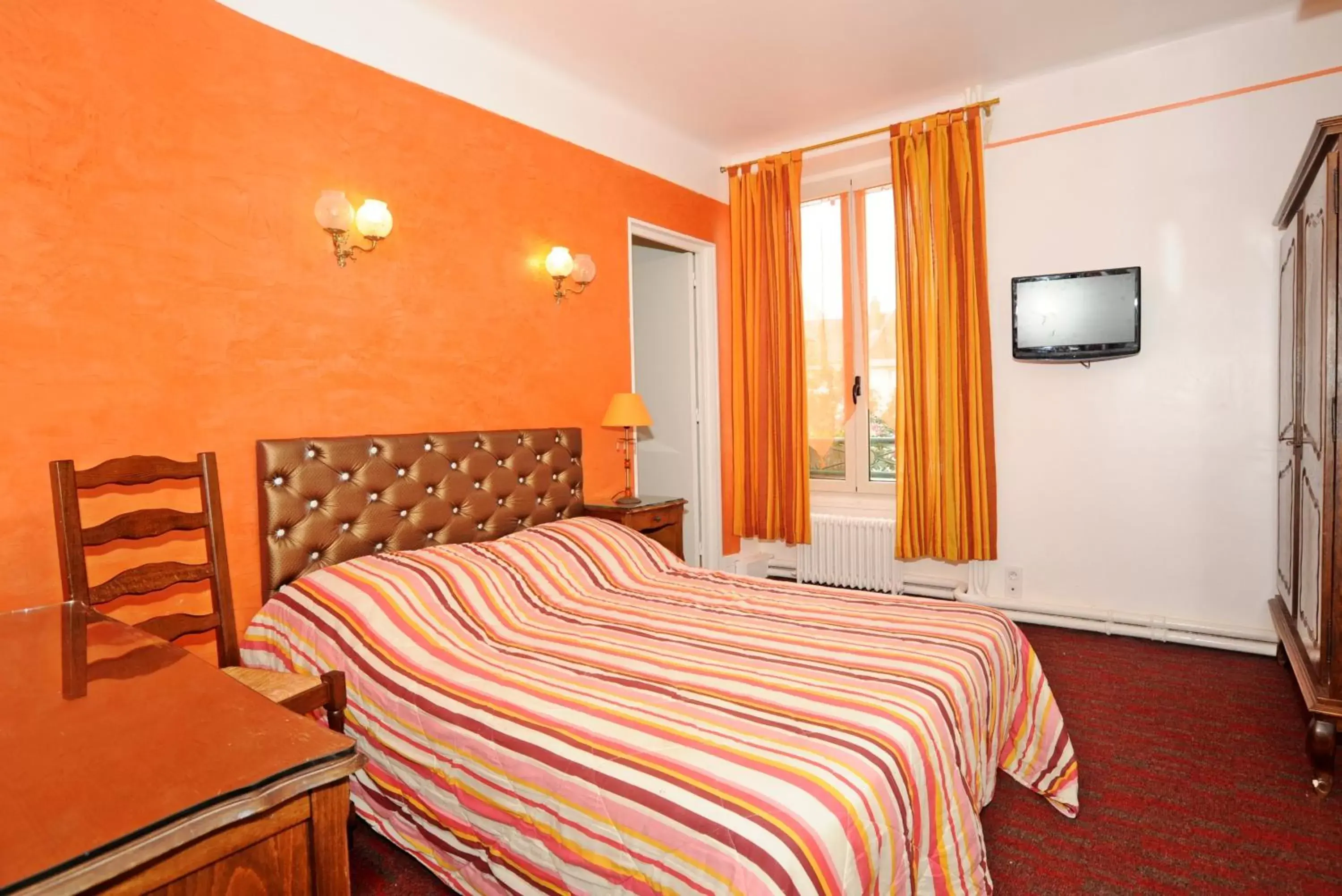 Quadruple Room in Hotel La Tour Quadruple Room in Hotel La Tour